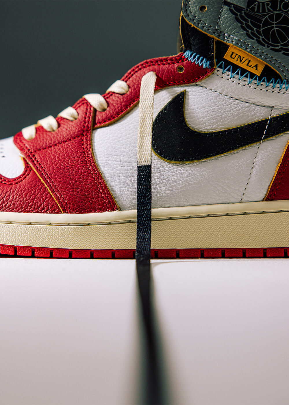 Resale Market vs. Retail: Why Sneaker Prices Vary and What Buyers Need to Know