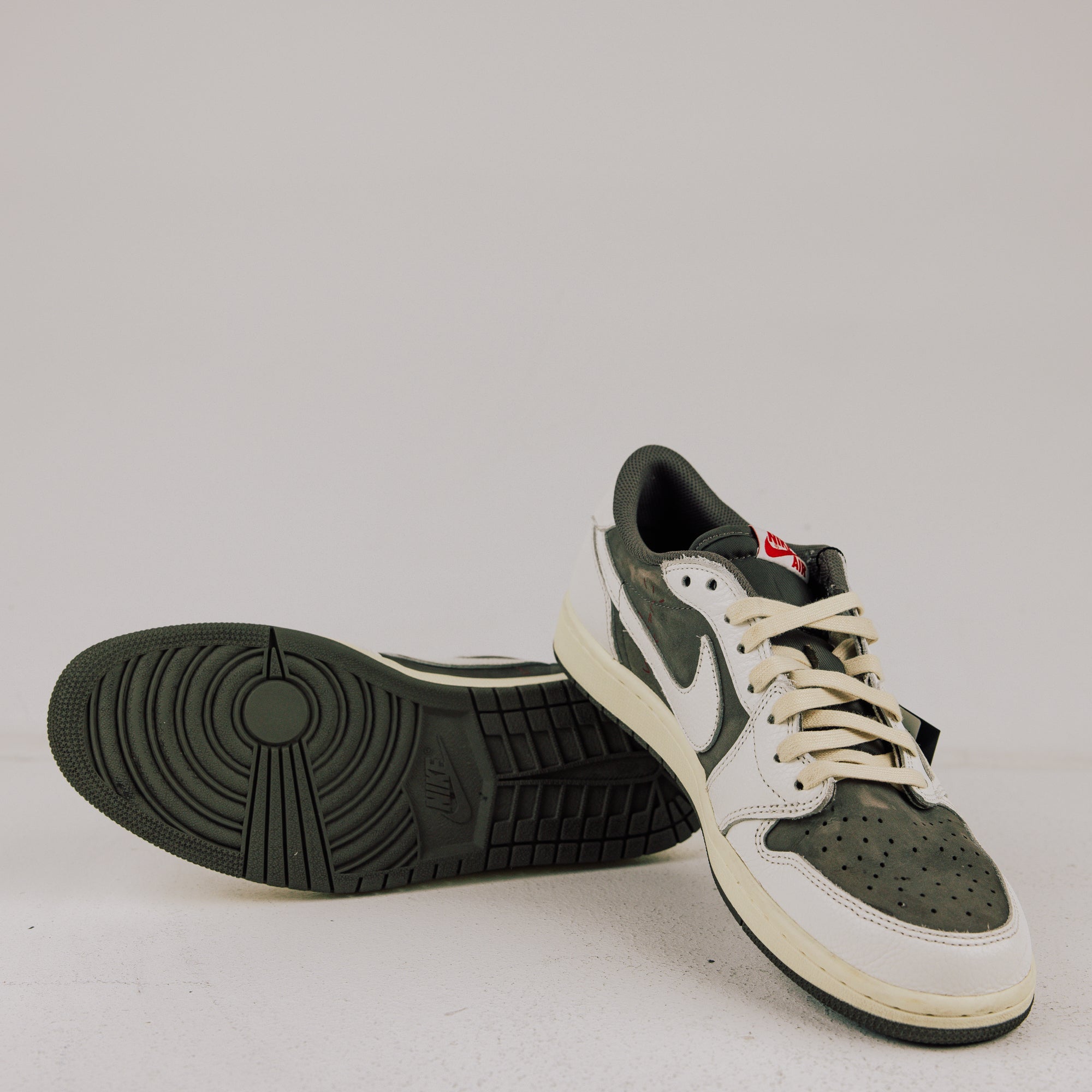 Jordan 1 Retro Low OG SP Travis Scott Reverse Mocha - Used - 2816 - Common Hype