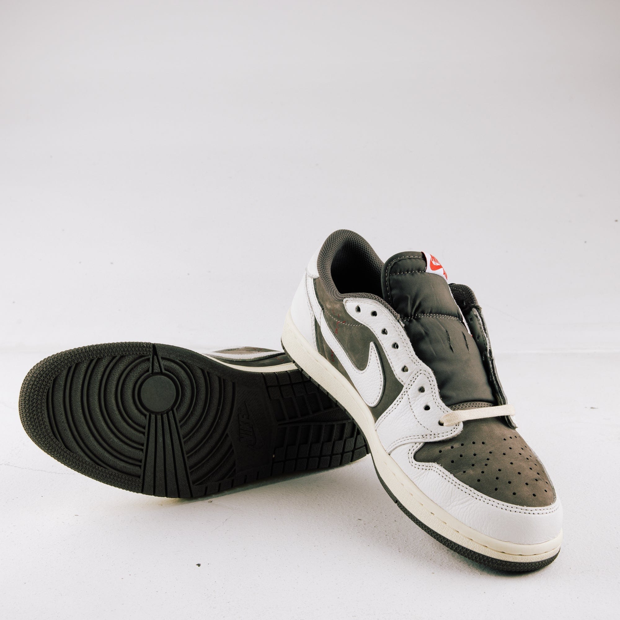 Jordan 1 Retro Low OG SP Travis Scott Reverse Mocha - Used - 2107 - Common Hype