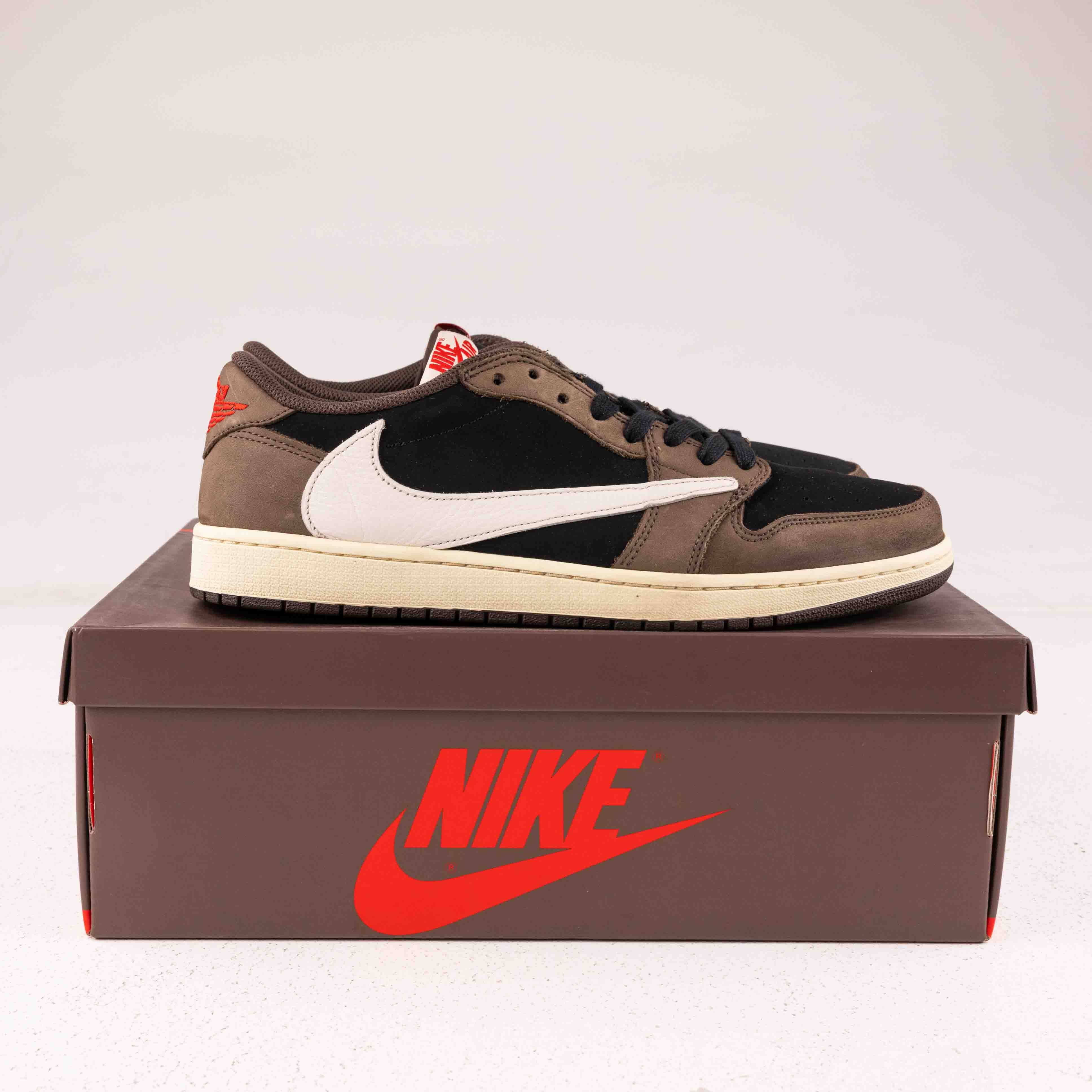 Jordan 1 Retro Low OG SP Travis Scott Mocha - Used - 1051 - Common Hype