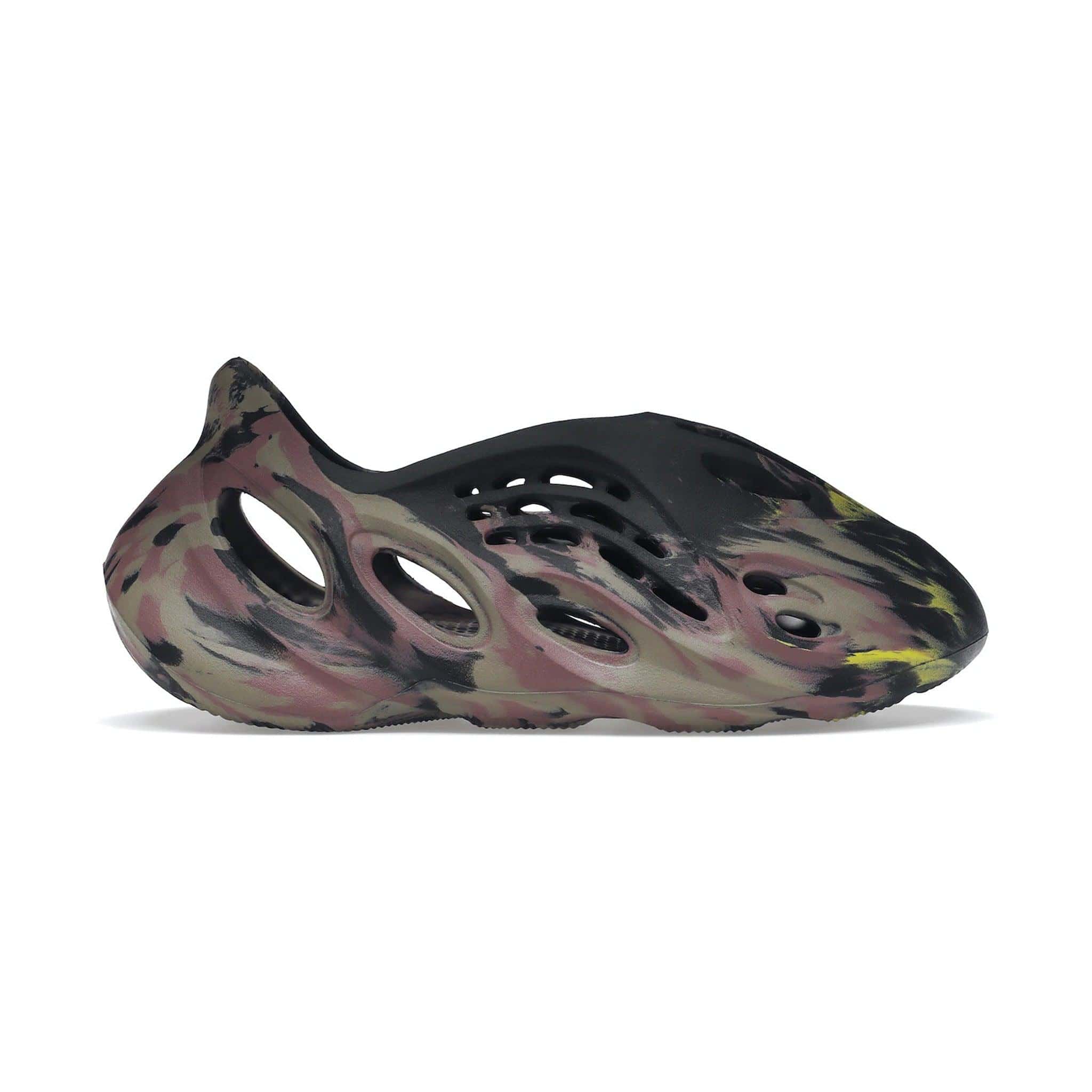 yeezy carbon stock x