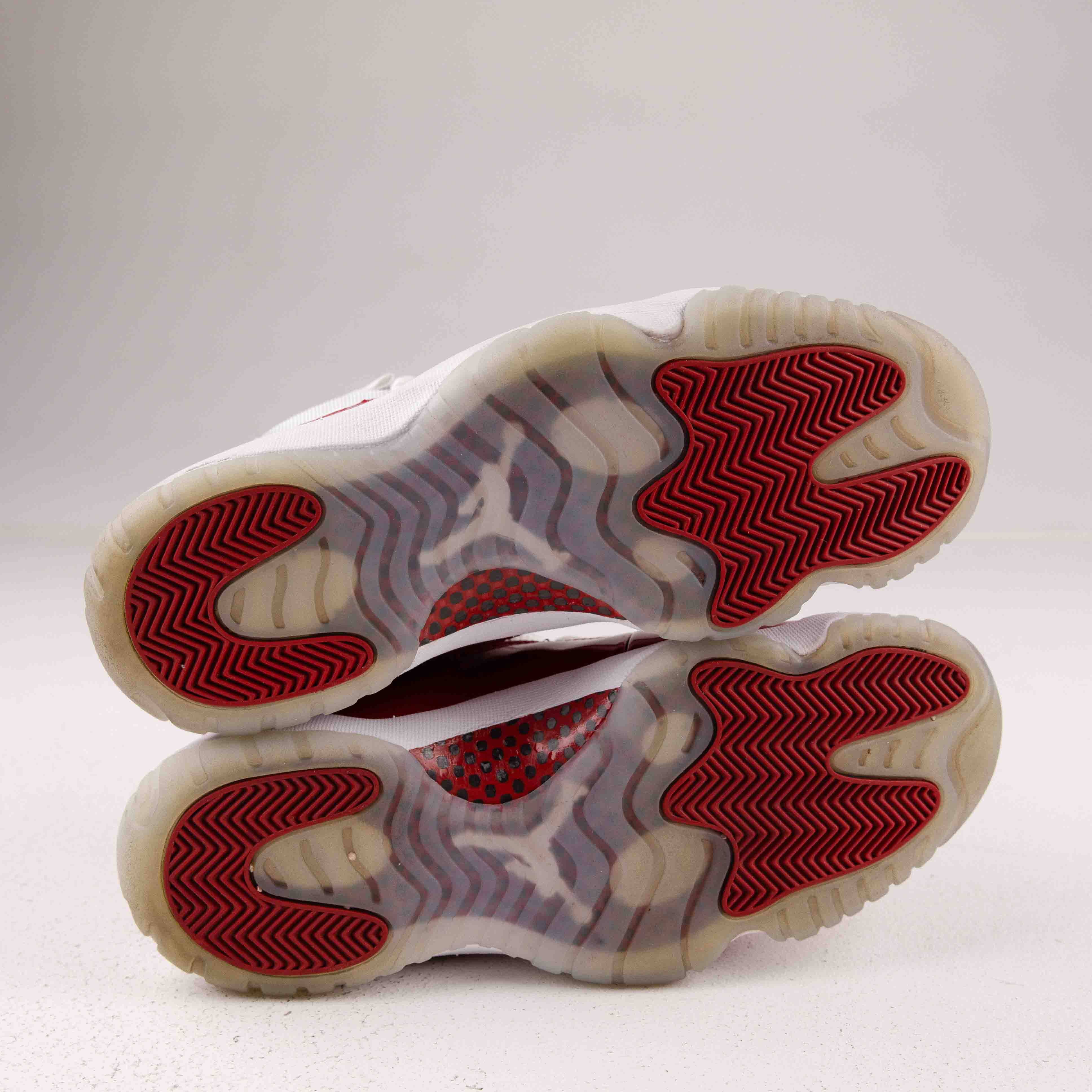 Jordan 11 Retro Cherry (2022) - Used - 4265 - Common Hype