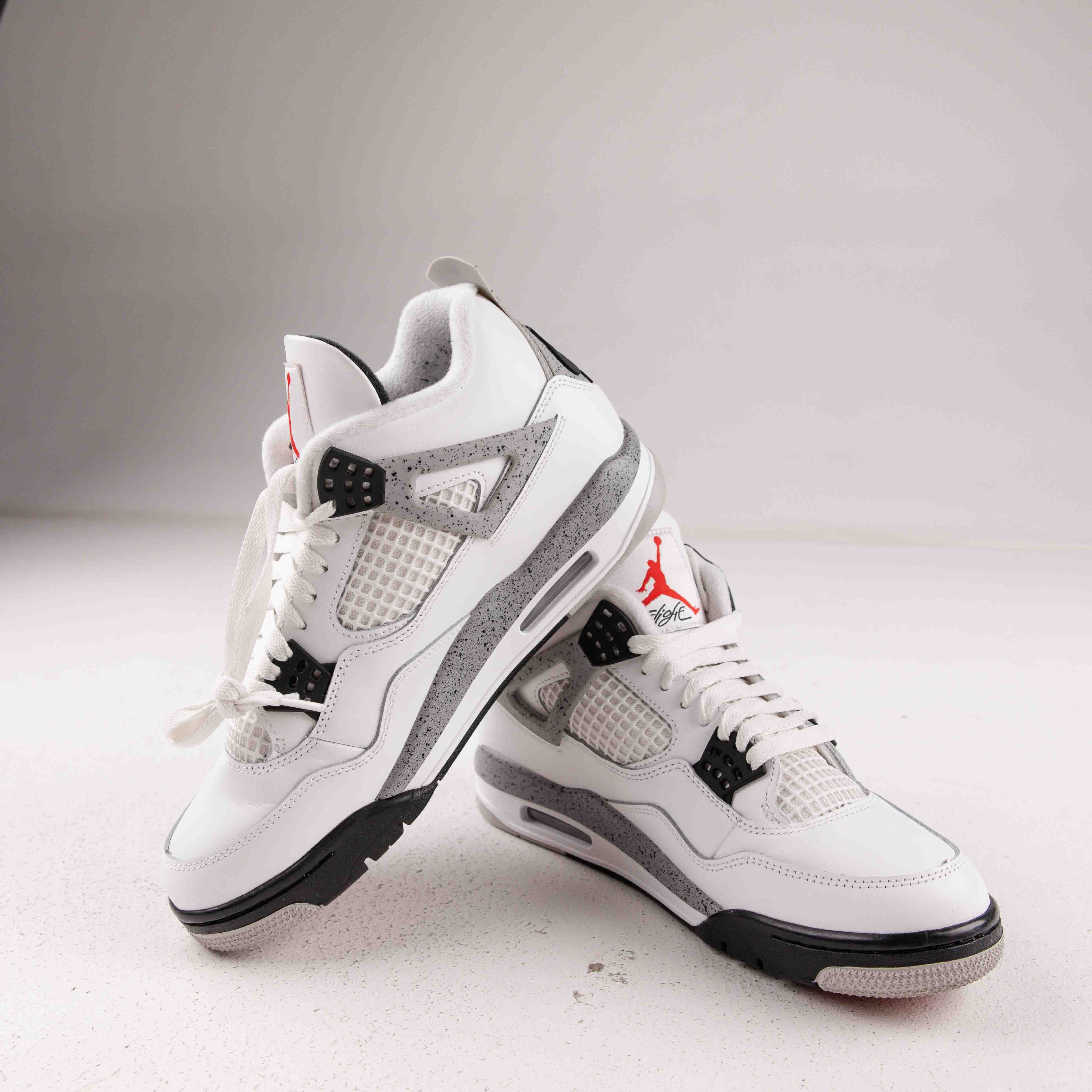 Jordan 4 Retro White Cement (2025) - Used - 3569 - Common Hype