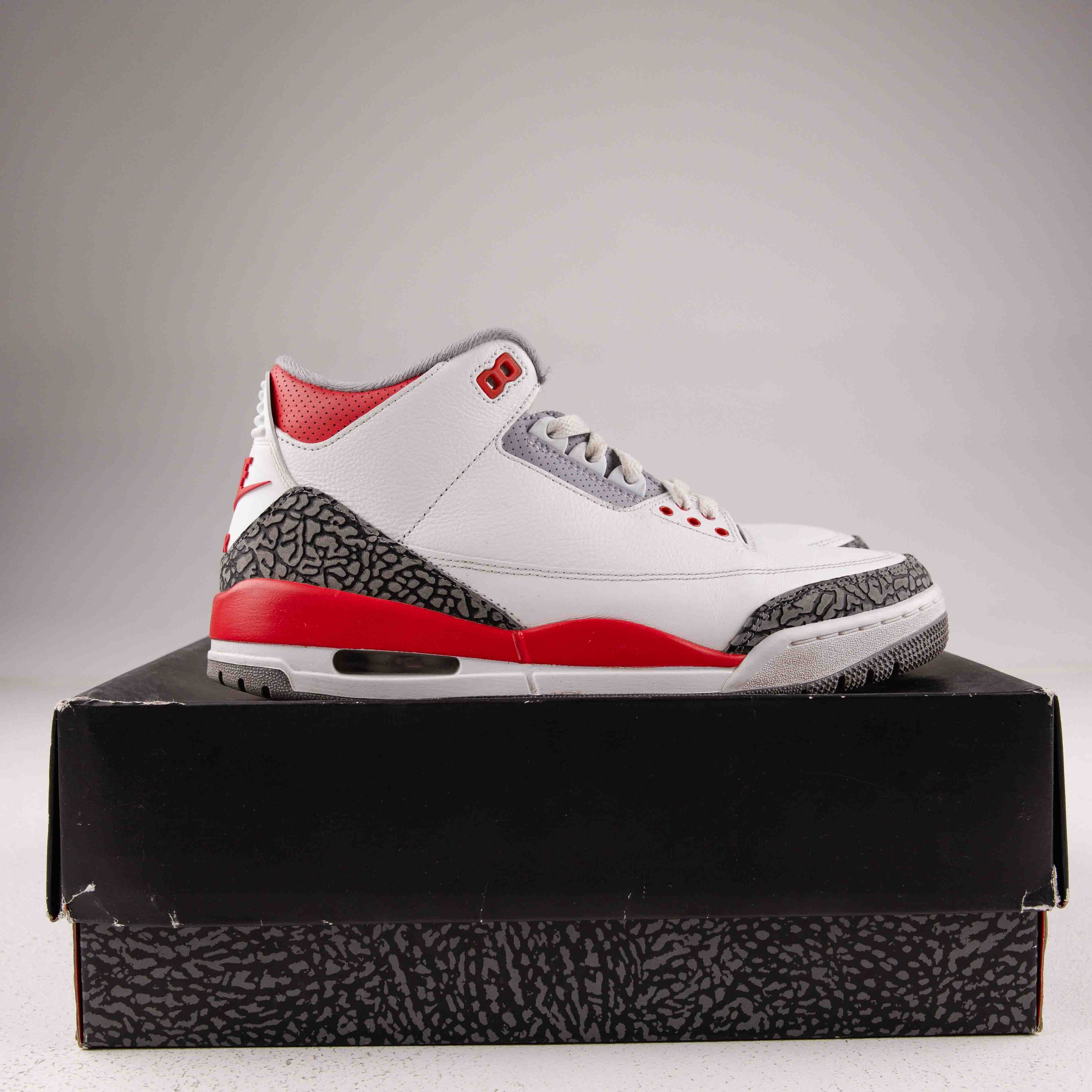 Jordan 3 Retro Fire Red (2022) - Used - 4205 - Common Hype