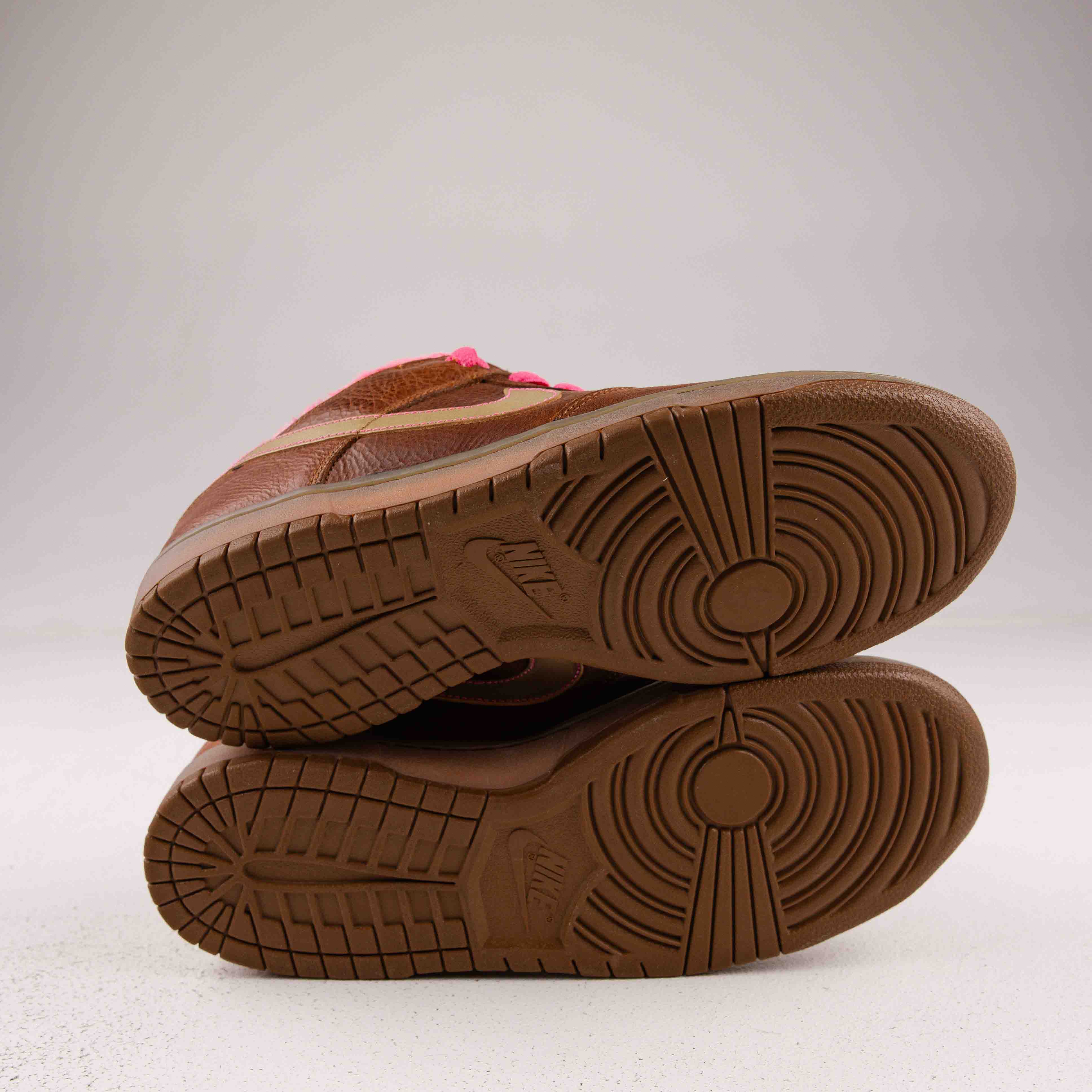 Nike SB Dunk Low Gibson Guitar Case - Used - 4269 - Common Hype