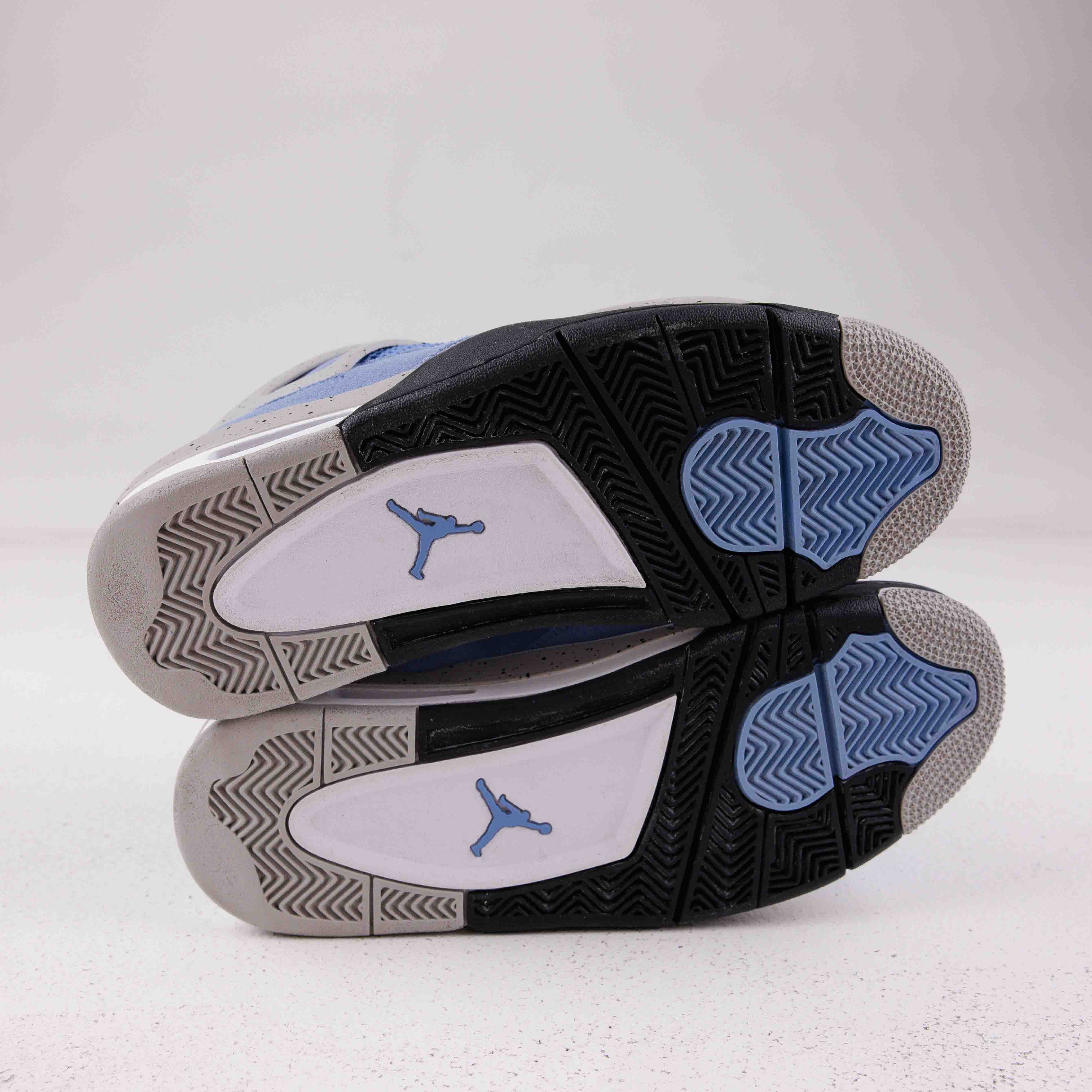 Jordan 4 Retro University Blue - Used - 3590 - Common Hype