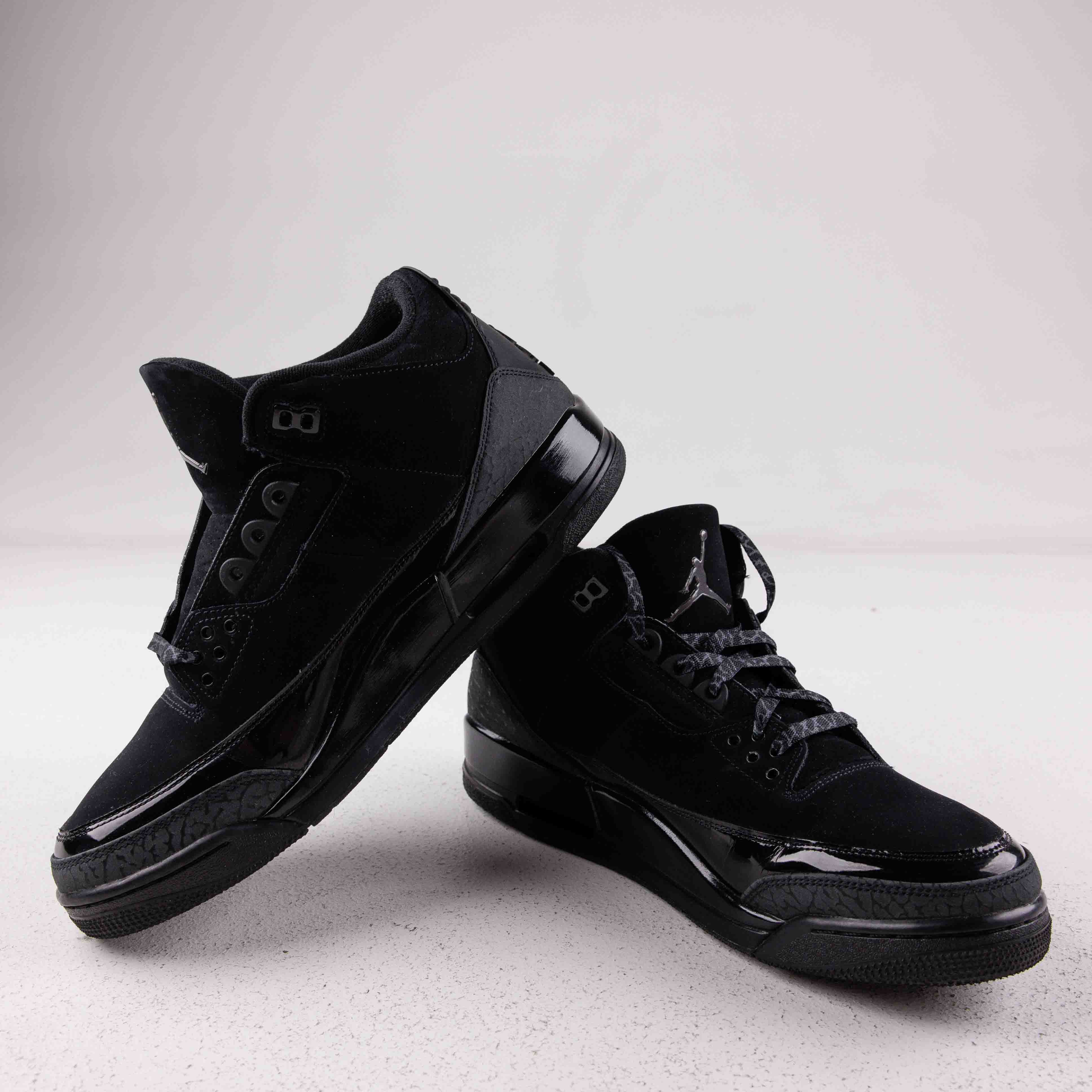 Jordan 3 Retro Black Cat (2025) - Used - 4284