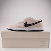 Nike SB Dunk Low Albino & Preto - Used - 1605 - Common Hype