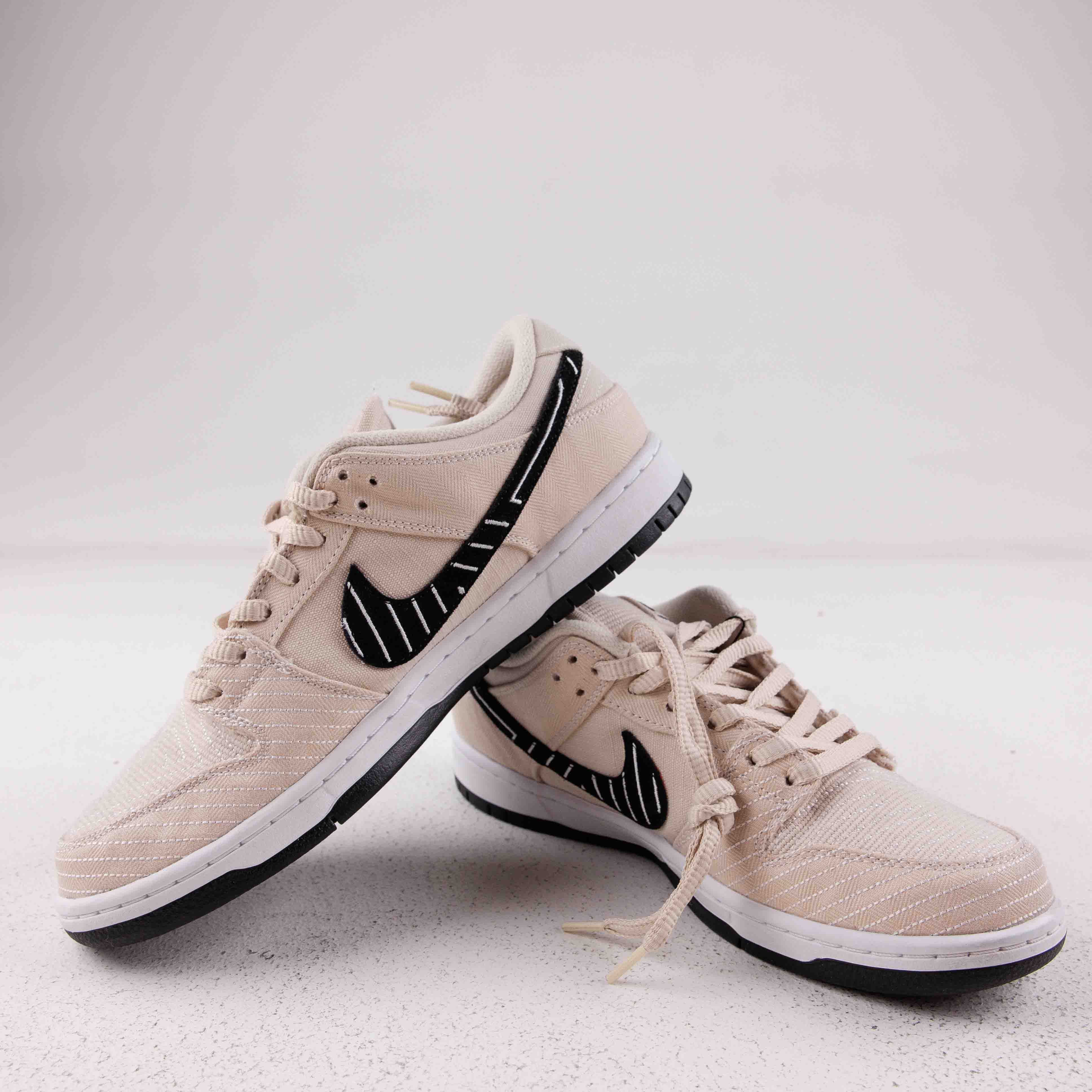 Nike SB Dunk Low Albino & Preto - Used - 1605 - Common Hype