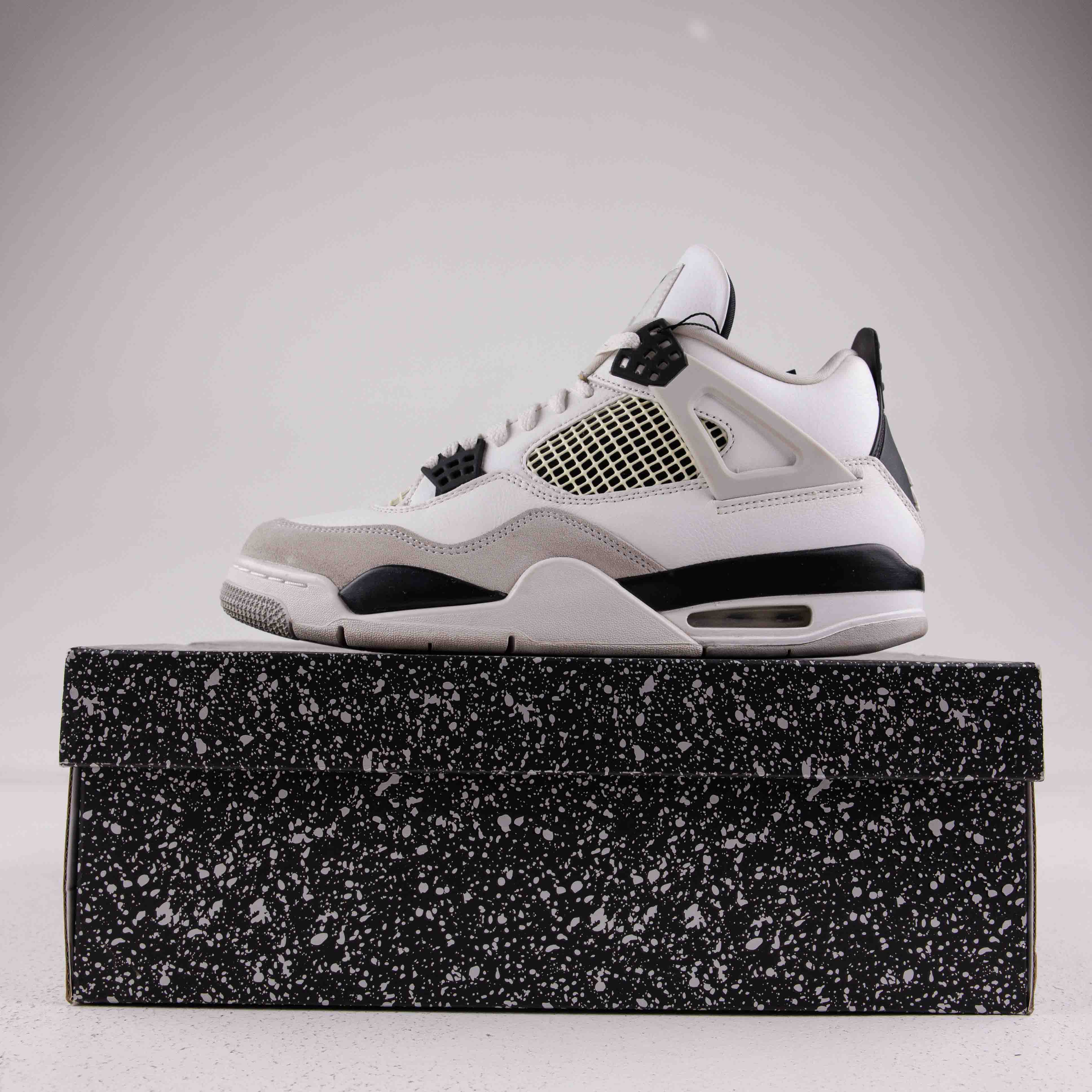 Jordan 4 Retro Military Black - Used - 3577 - Common Hype