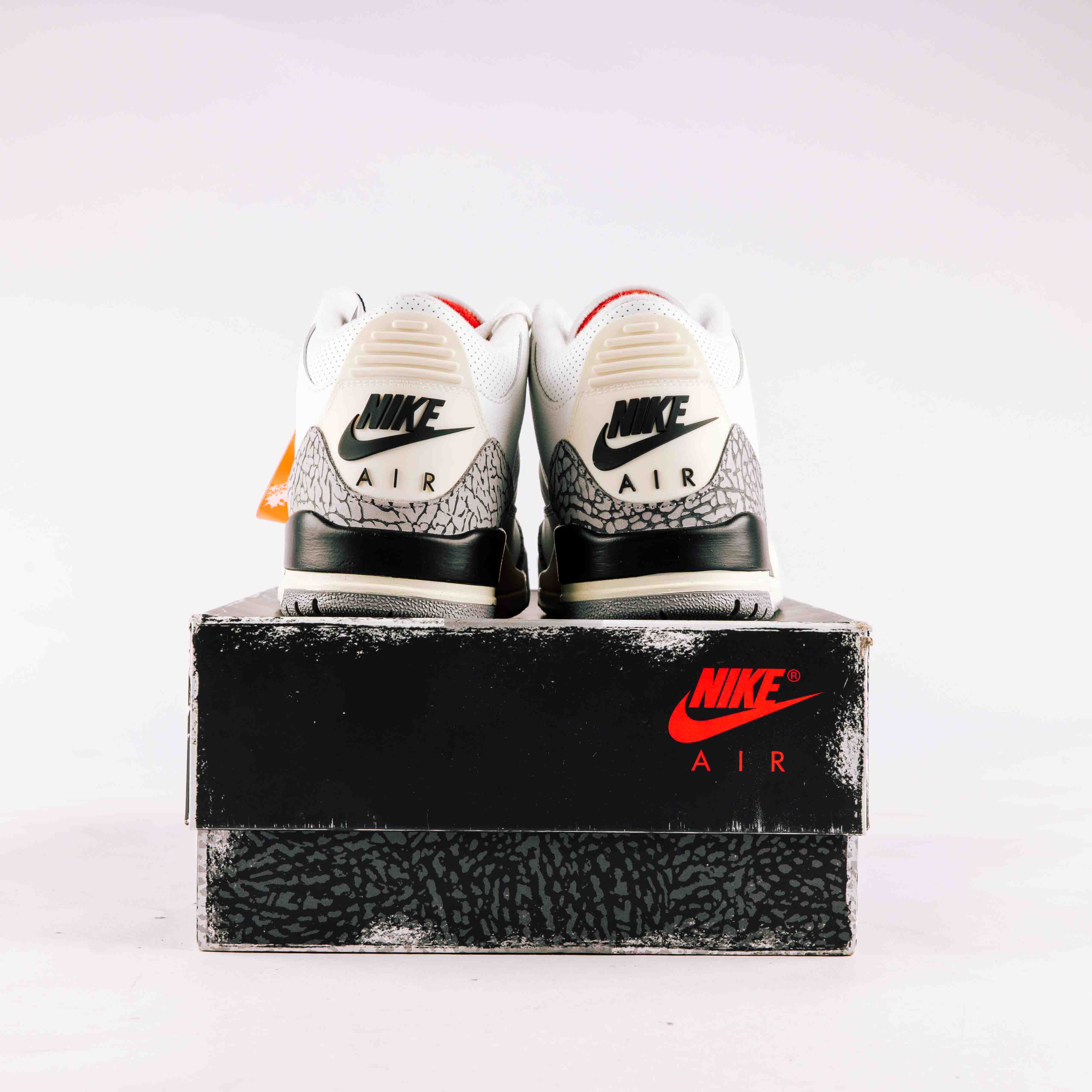 Jordan 3 Retro White Cement Reimagined - Used - 0805