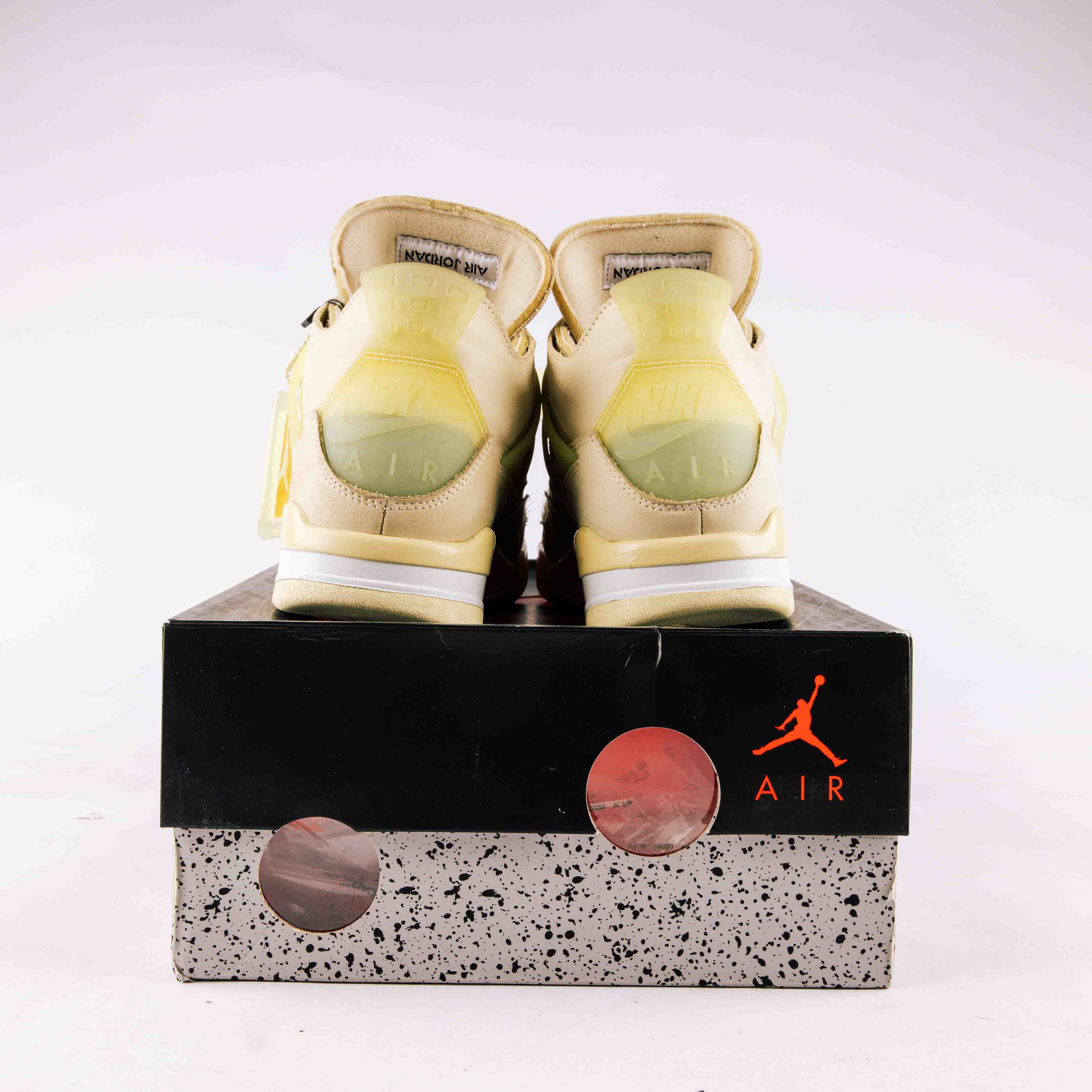 Jordan 4 Retro Off-White Sail (Women's) - Used - 0772 Jordan 4 Retro Off-White Sail (Women's) - Used - 0772