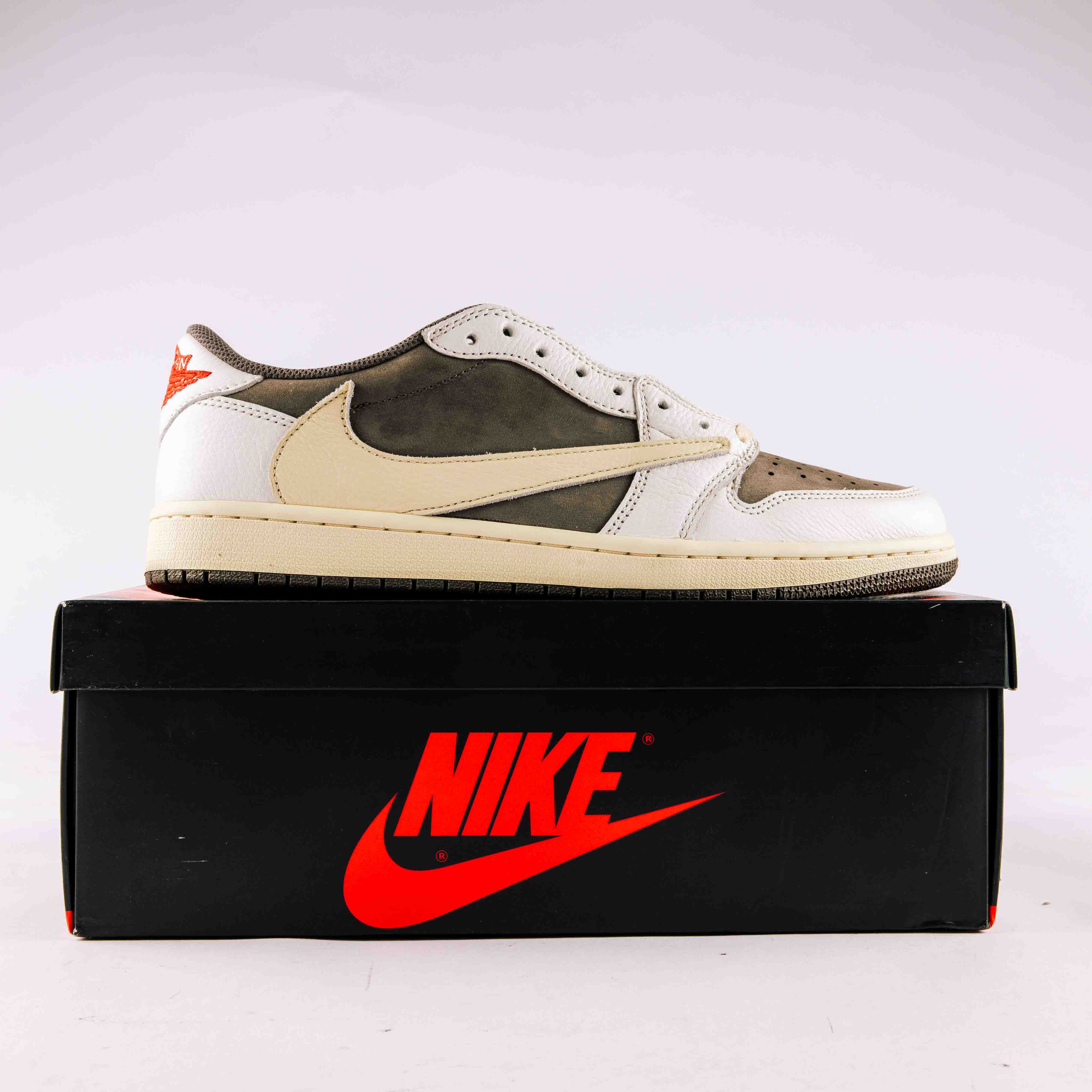 Jordan 1 Retro Low OG SP Travis Scott Reverse Mocha - Used - 0674