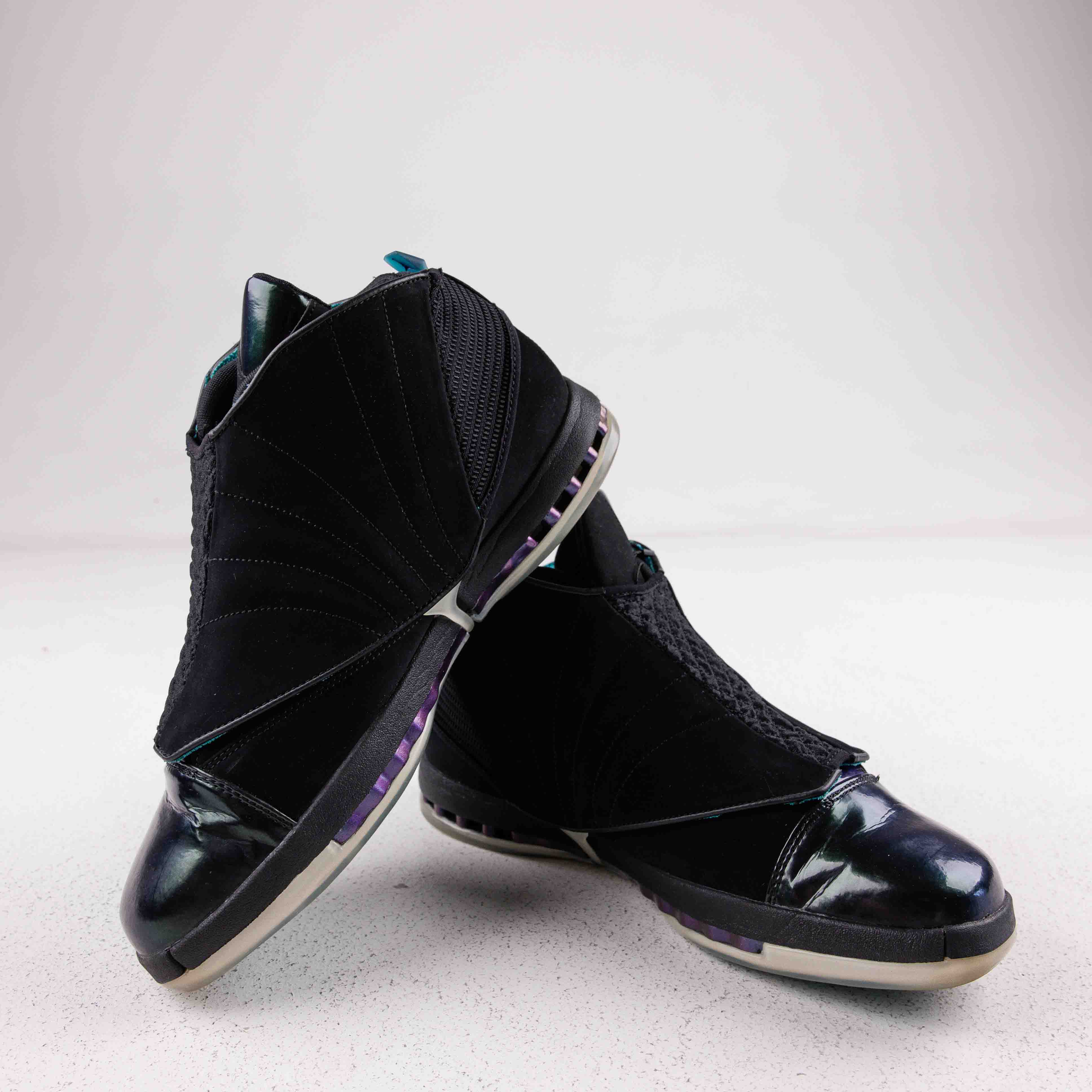 Jordan 16 Retro CEO - Used - 4310 - Common Hype