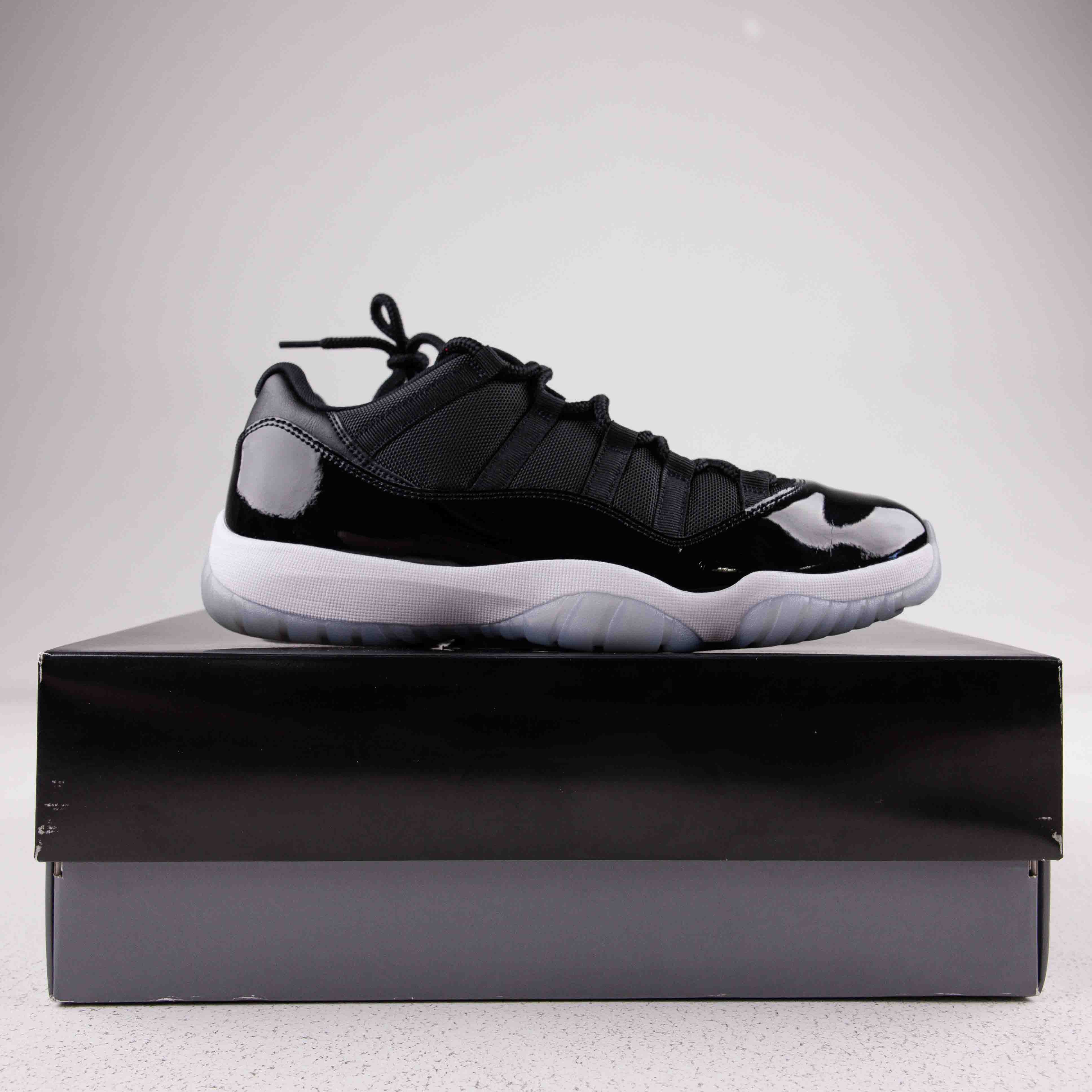 Jordan 11 Retro Low Space Jam - Used - 4302 - Common Hype
