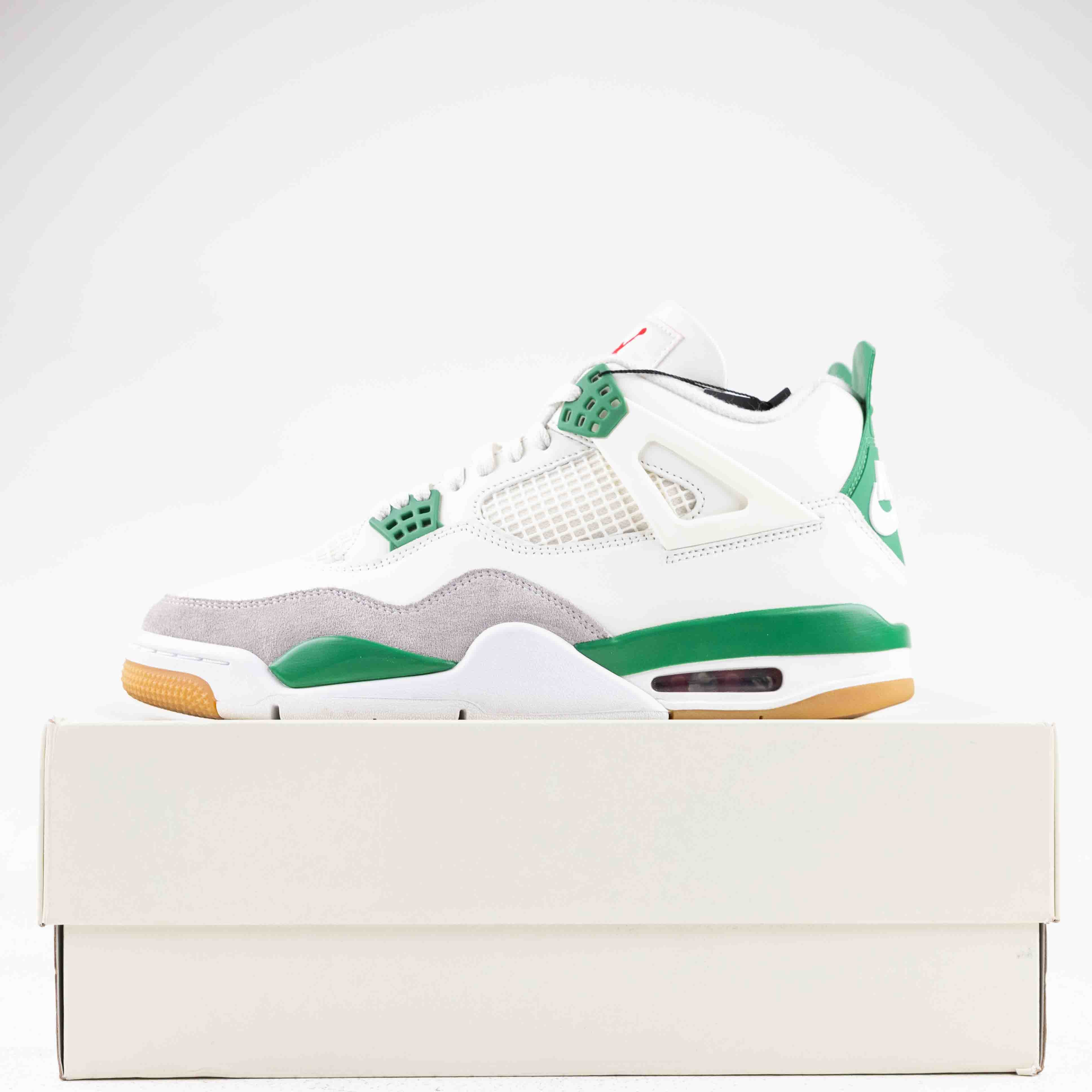 Jordan 4 Retro SB Pine Green - Used - 1134 - Common Hype