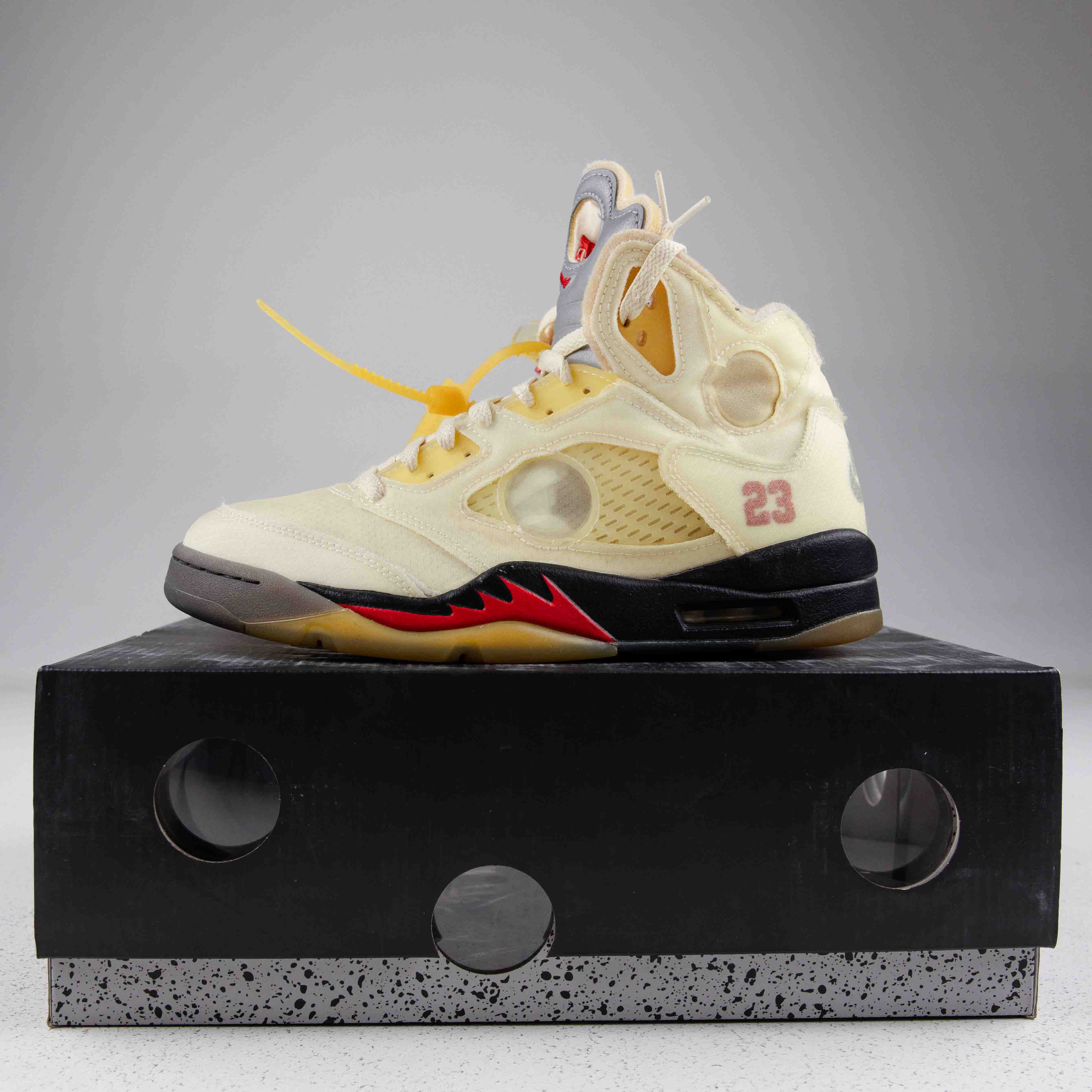 Jordan 5 Retro Off-White Sail - Used - 3613