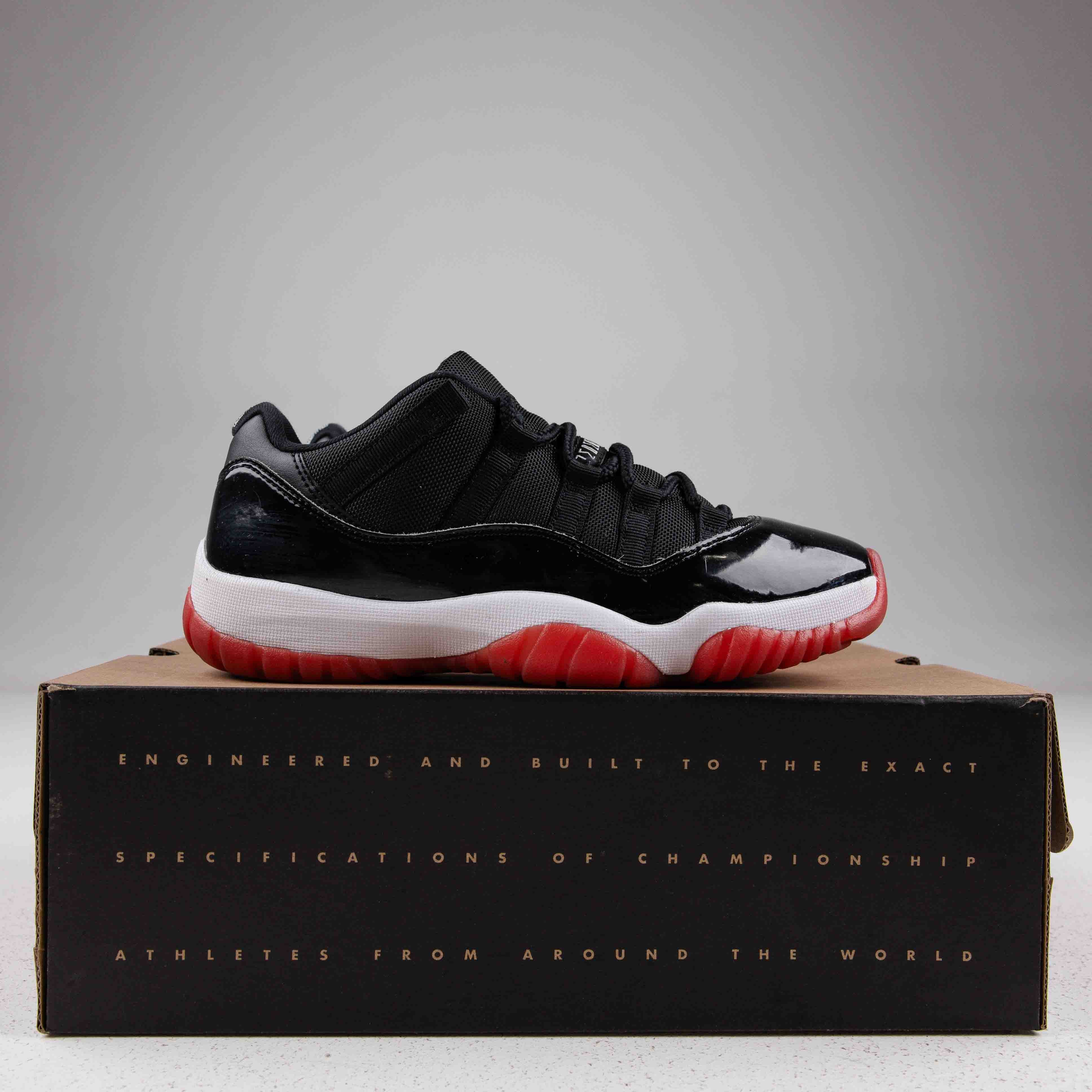 Jordan 11 Retro Low Bred (2025) - Used - 4312