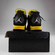 Jordan 4 Retro Thunder (2023) - Used - 3601