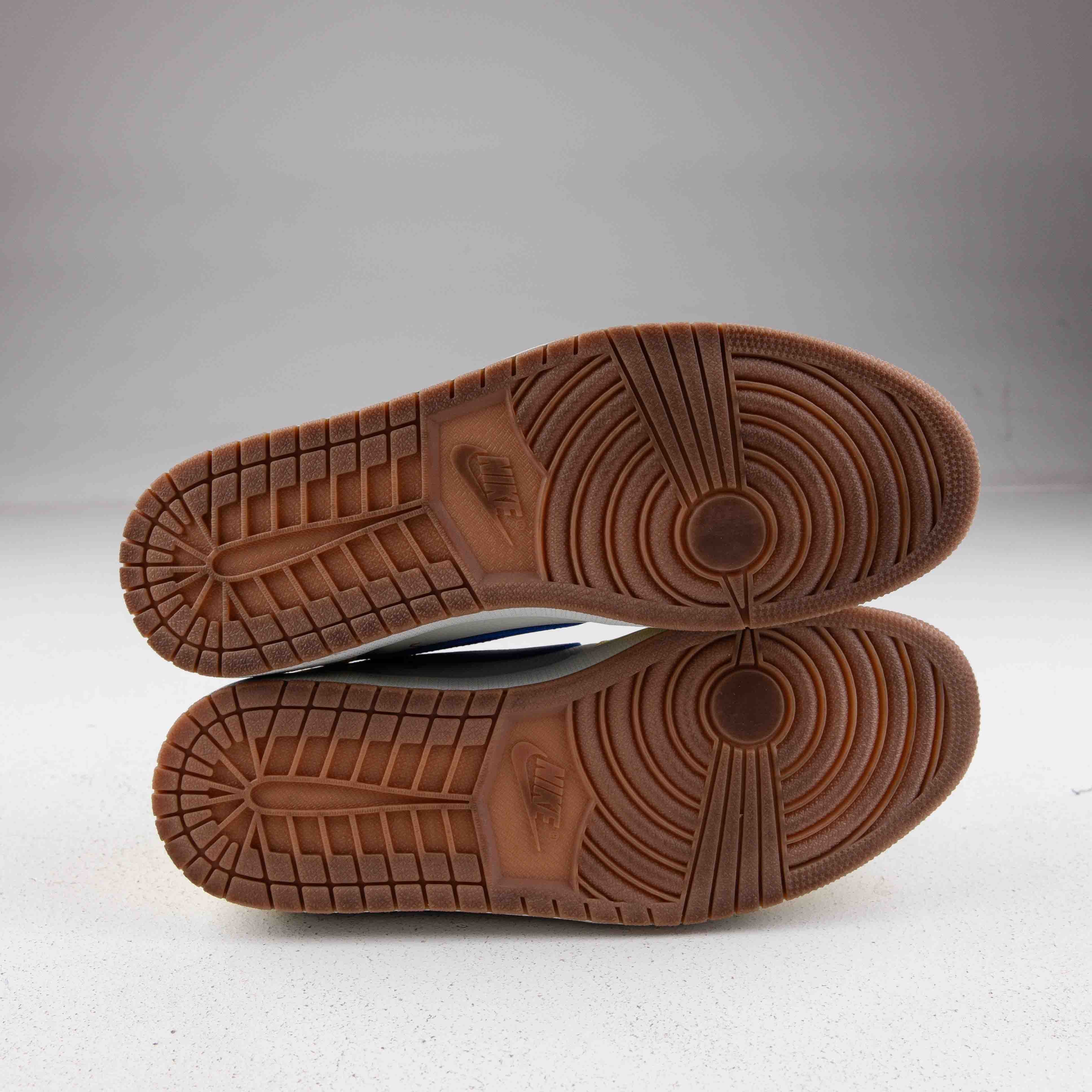 Jordan 1 Retro Low OG SP Travis Scott Canary (Women's) - Used - 4042