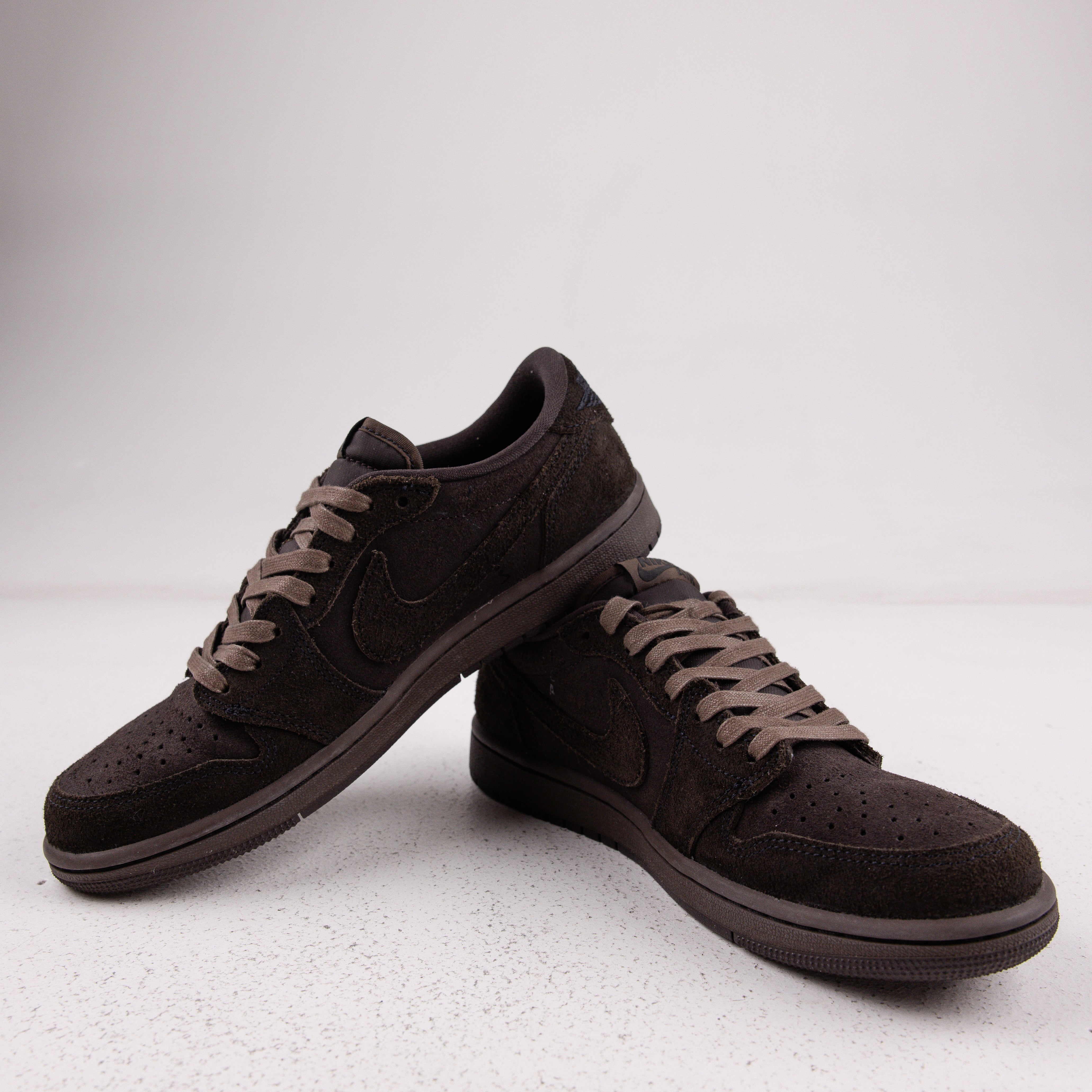 Jordan 1 Retro Low OG SP Travis Scott Velvet Brown - Used - 3641