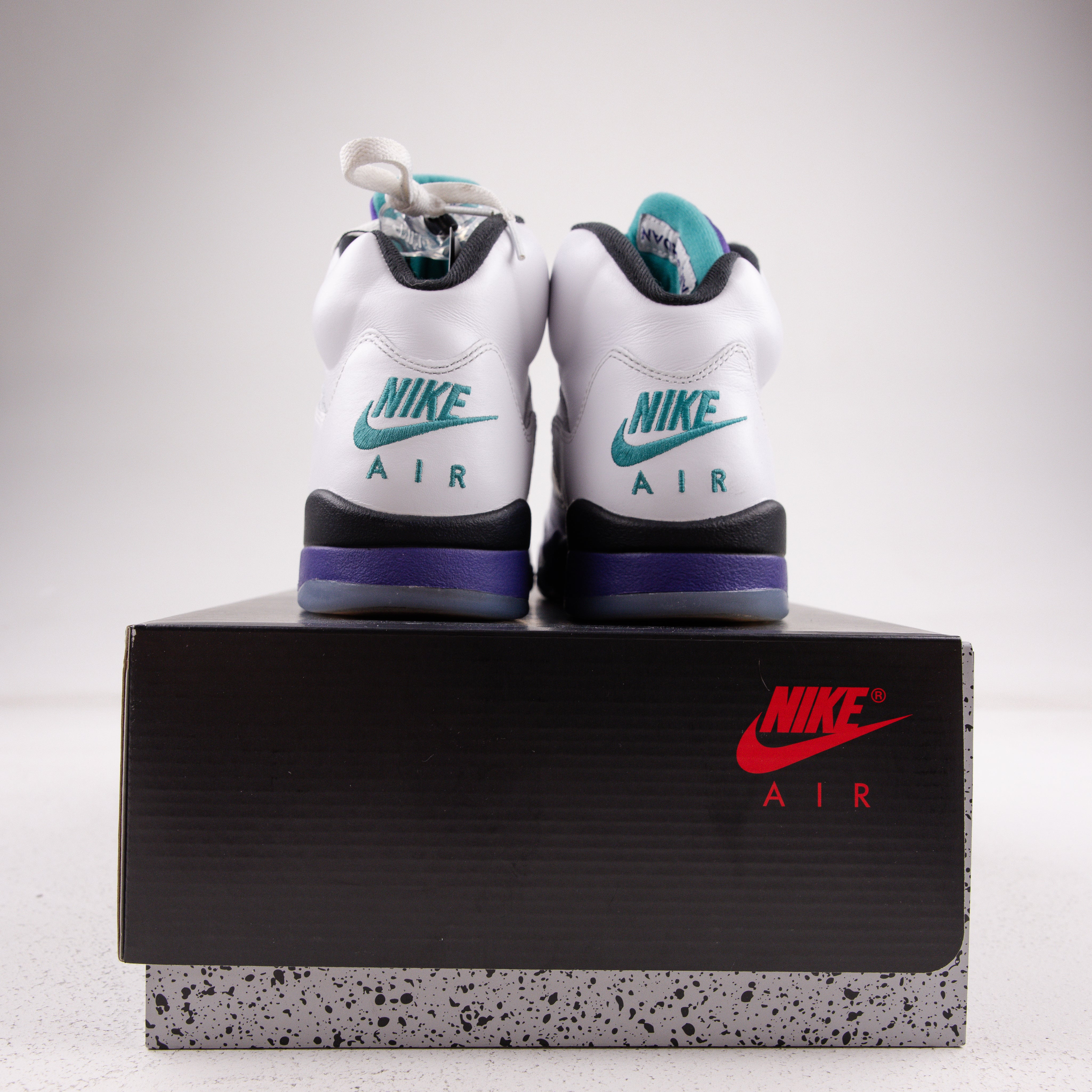 Jordan 5 Retro Grape (2025) - Used -3643