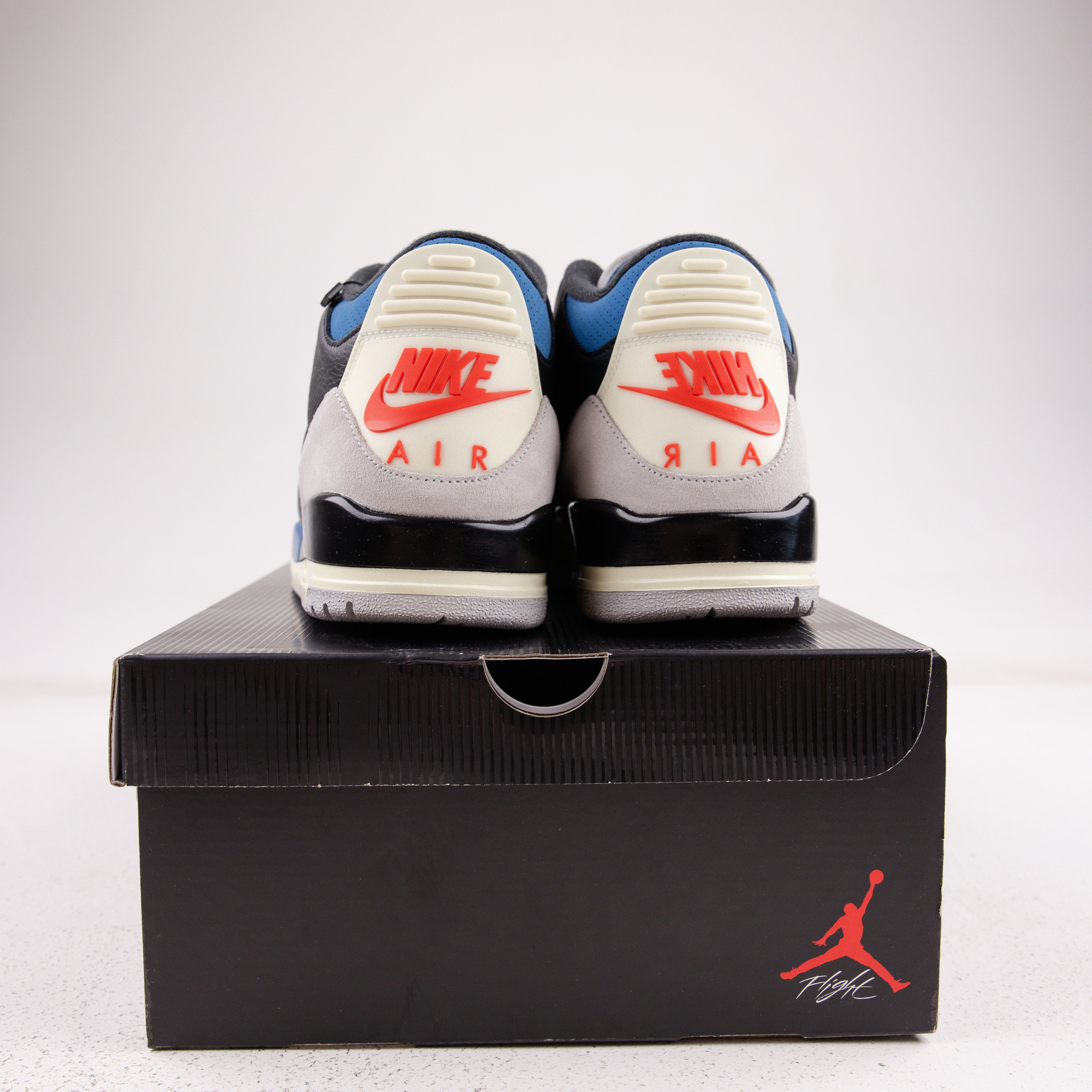 Jordan 3 Retro OG Rare Air - Used - 4317