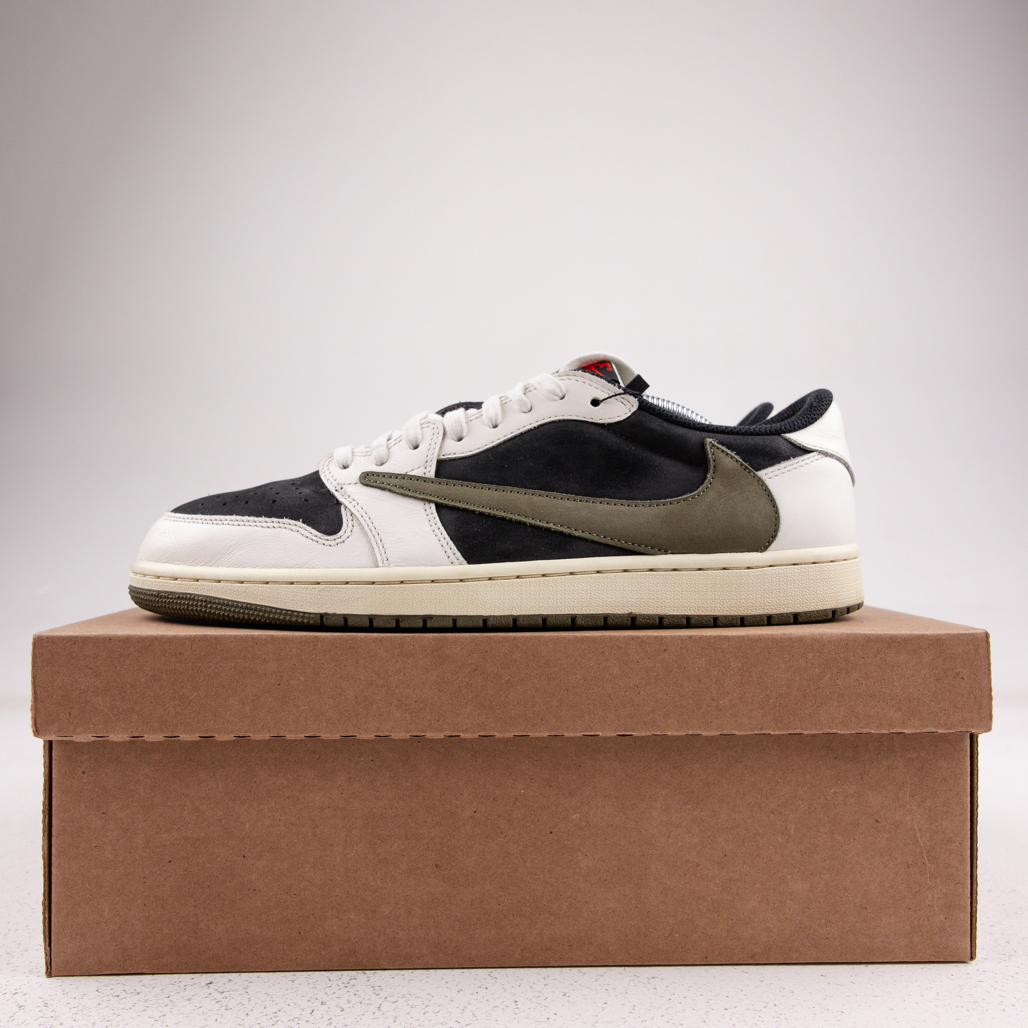 Jordan 1 Retro Low OG SP Travis Scott Olive (Women's) - Used - 1634