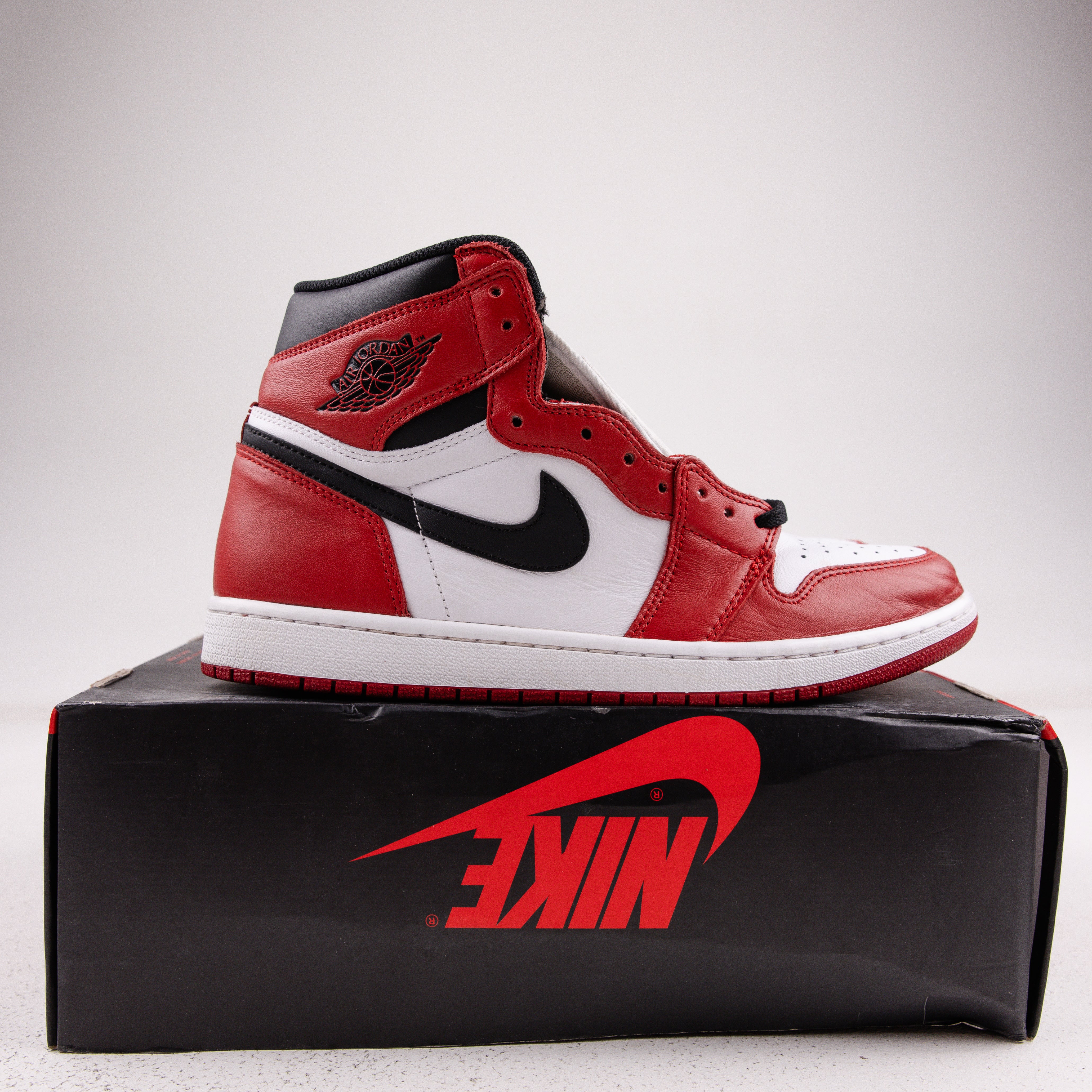 Jordan 1 Retro Chicago (2015) - Used - 3634 – Common Hype