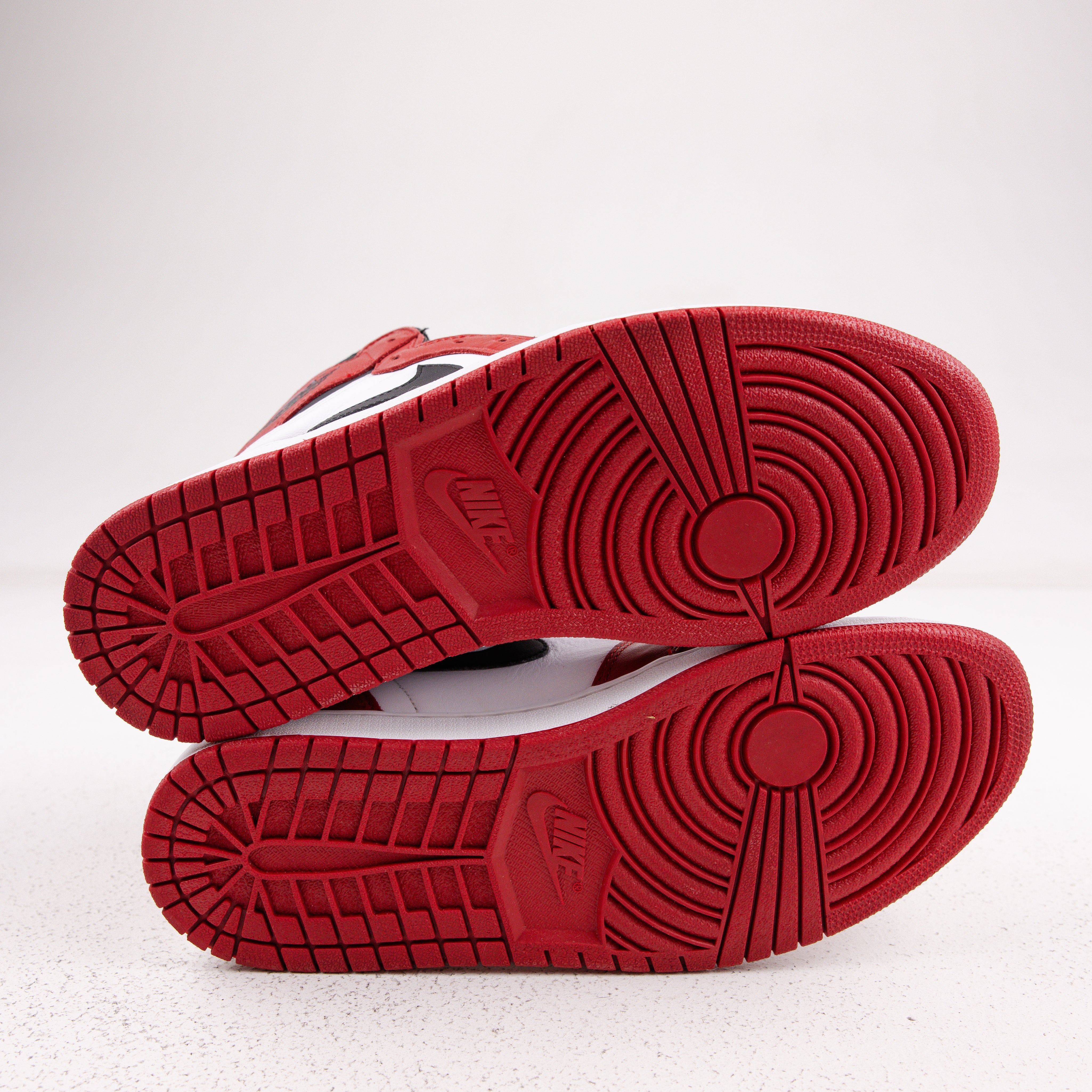 Jordan 1 Retro Chicago (2015) - Used - 3634