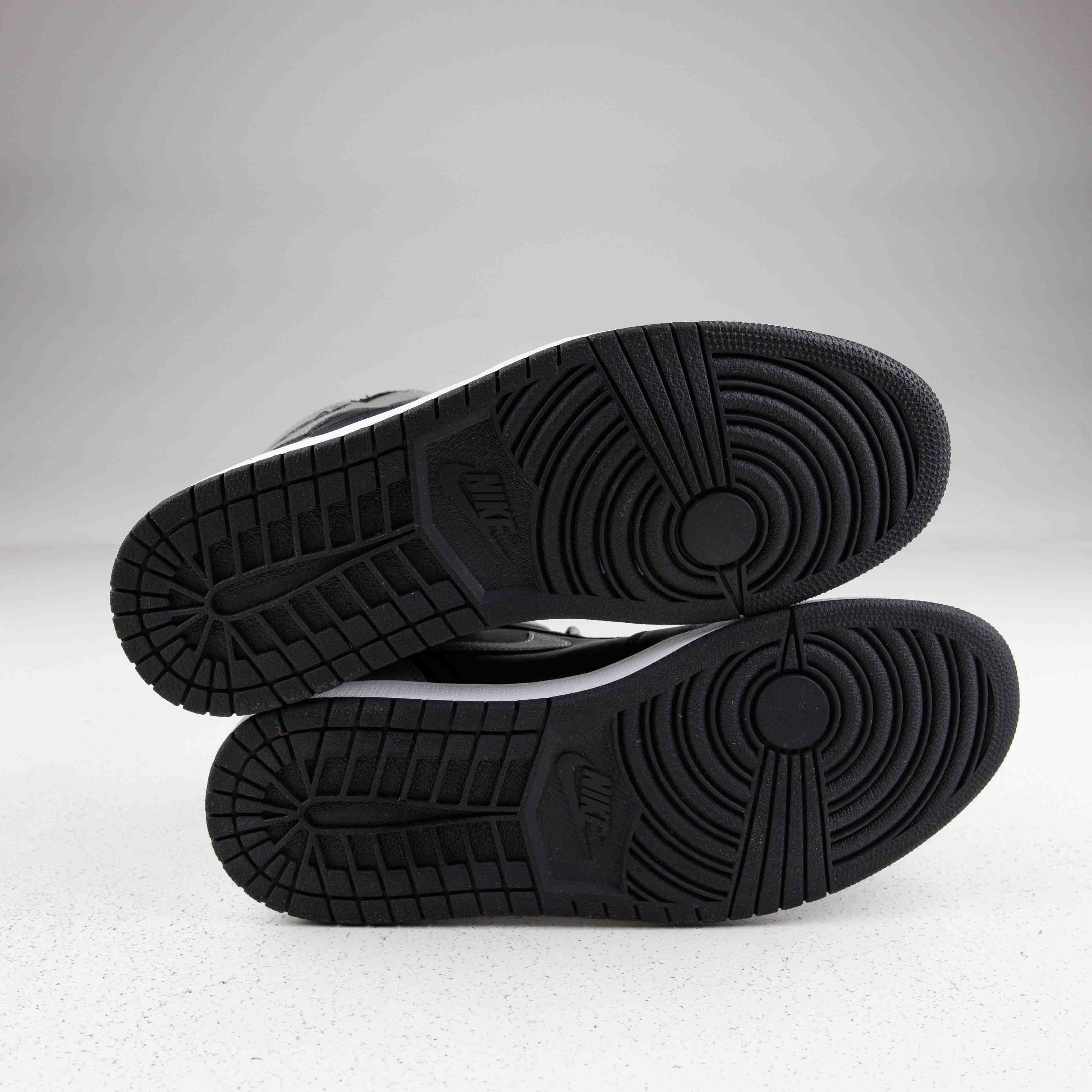 Jordan 1 Retro High Shadow (2018) - Used - 4058