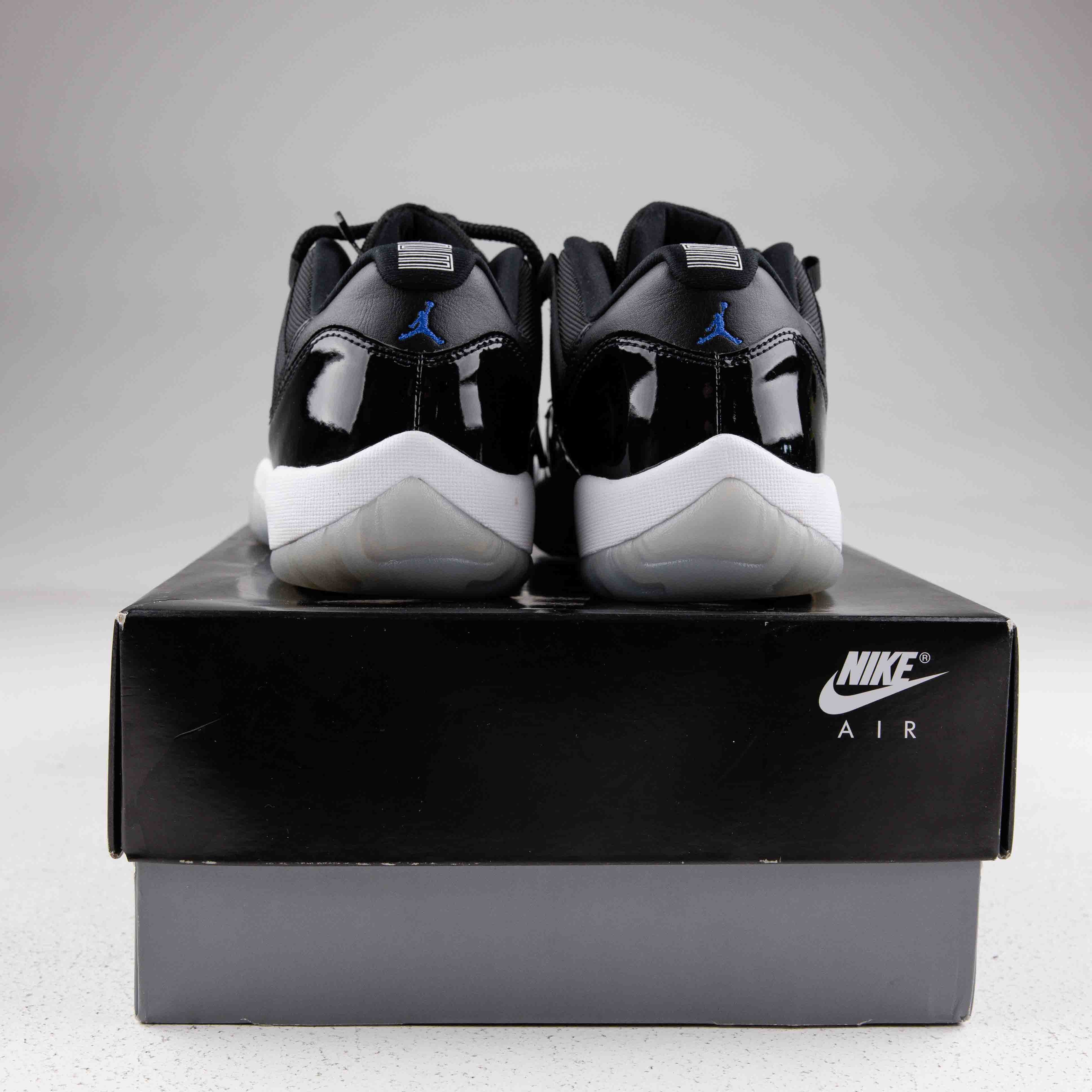 Jordan 11 Retro Low Space Jam - Used - 4057