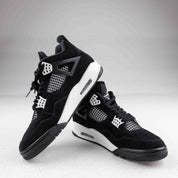 Jordan 4 Retro White Thunder - Used - 4055
