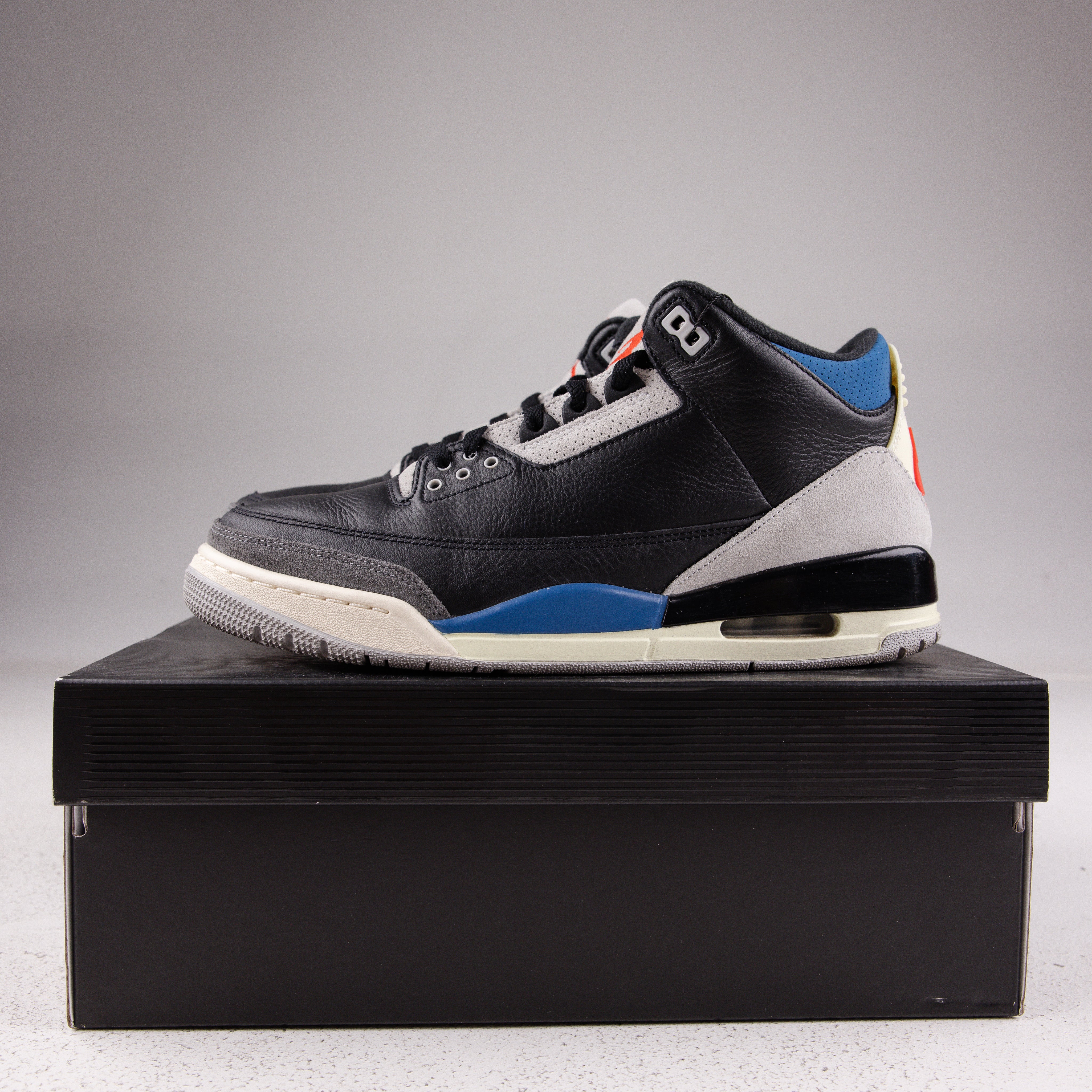 Jordan 3 Retro OG Rare Air - Used - 1660