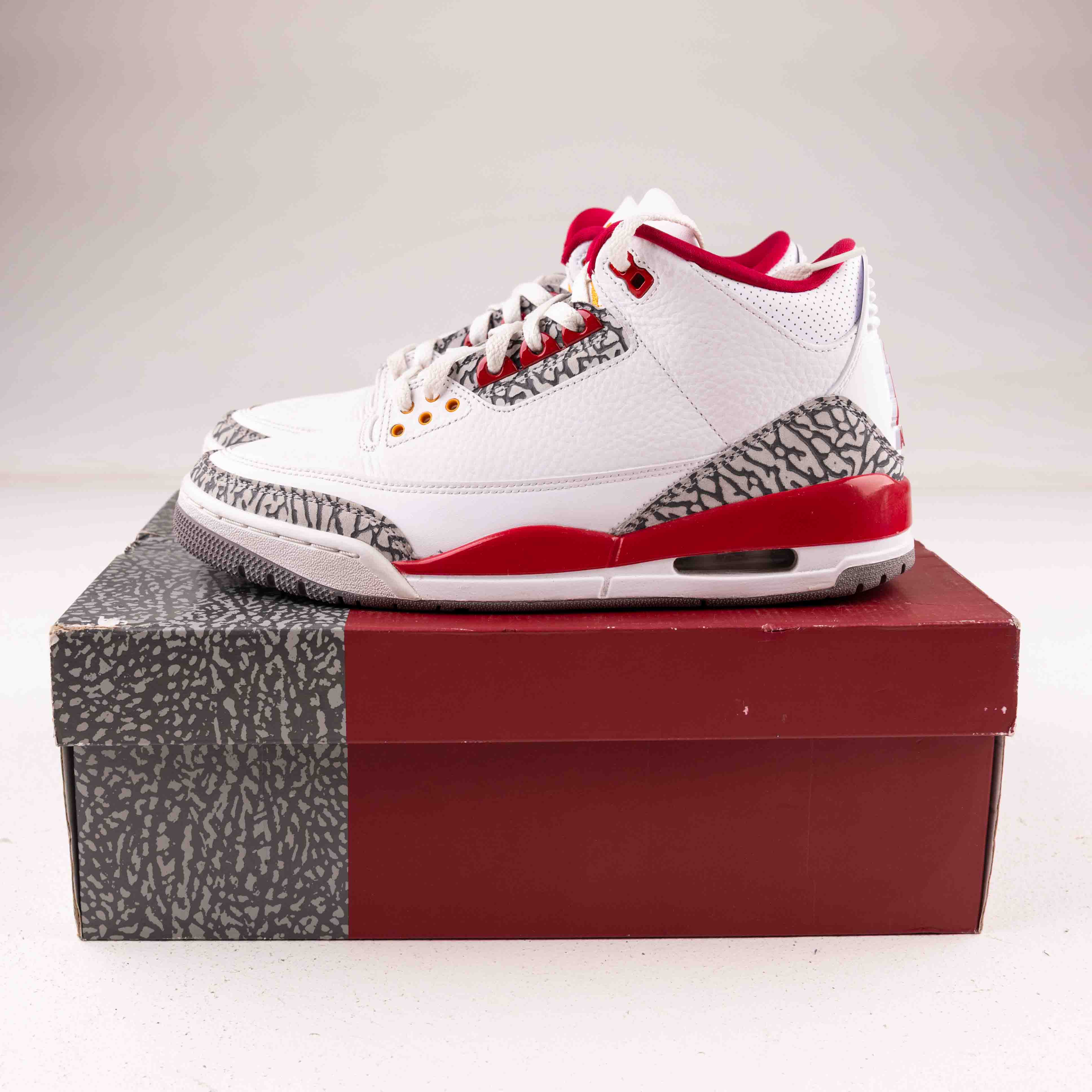Jordan 3 Retro Cardinal Red - Used - 3507 - Common Hype