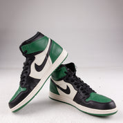 Jordan 1 Retro High Pine Green Black - Used - 3655