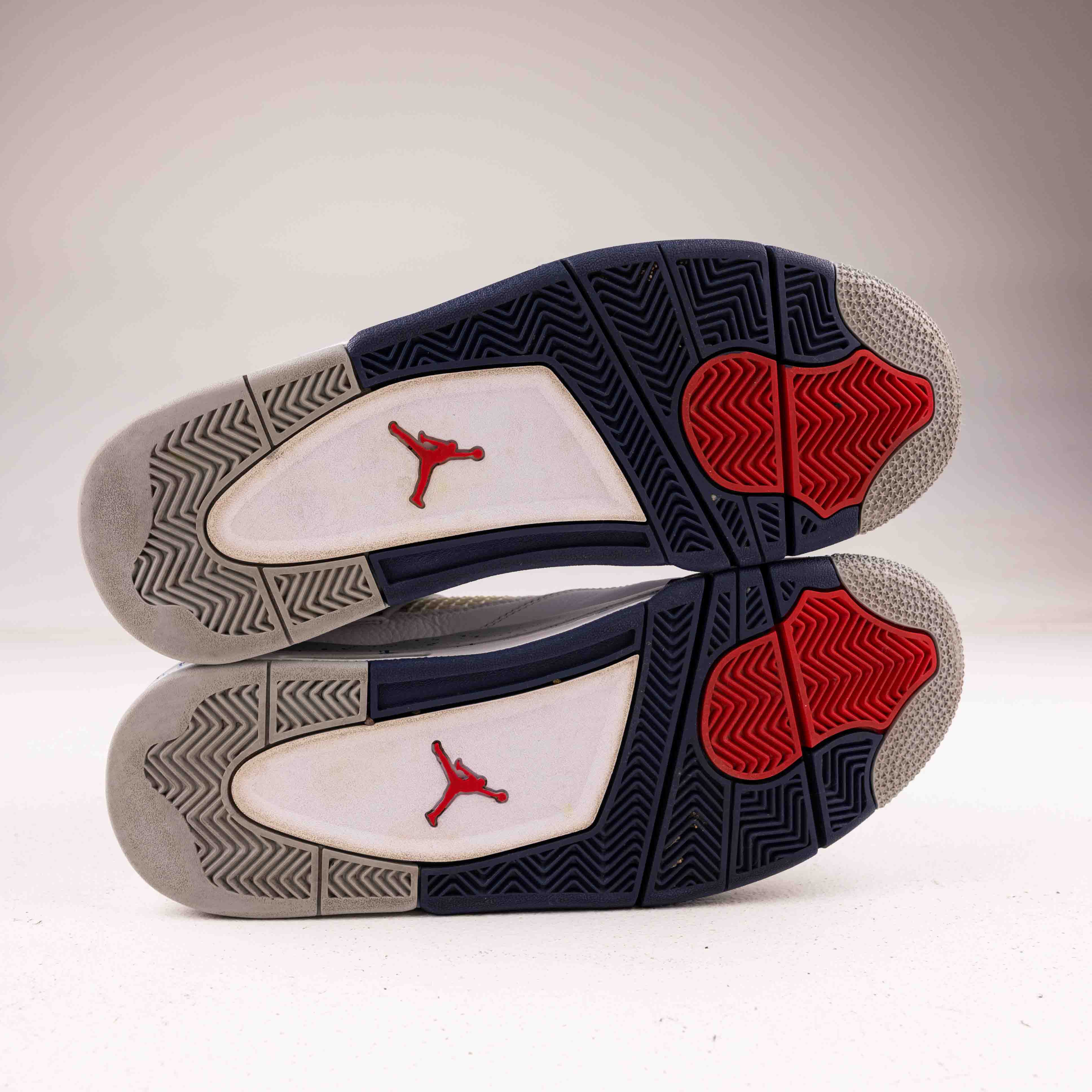 Jordan 4 Retro Midnight Navy - Used - 3479 - Common Hype