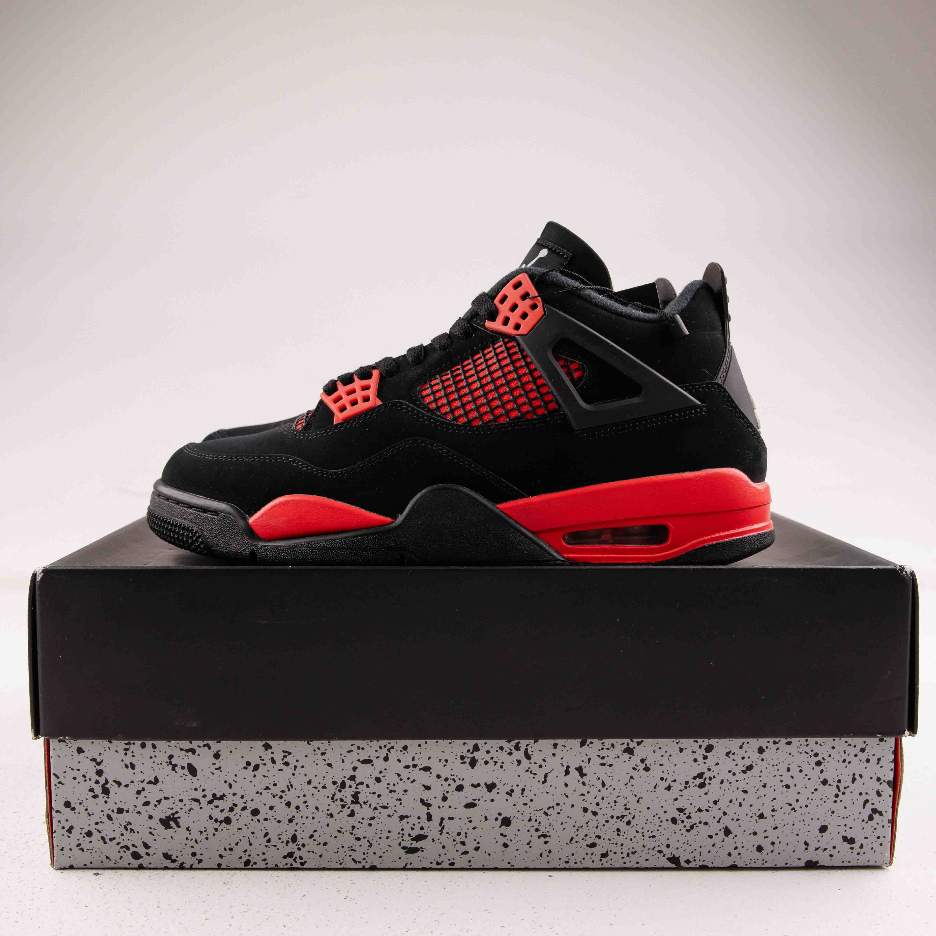 Jordan 4 Retro Red Thunder - Used - 4075