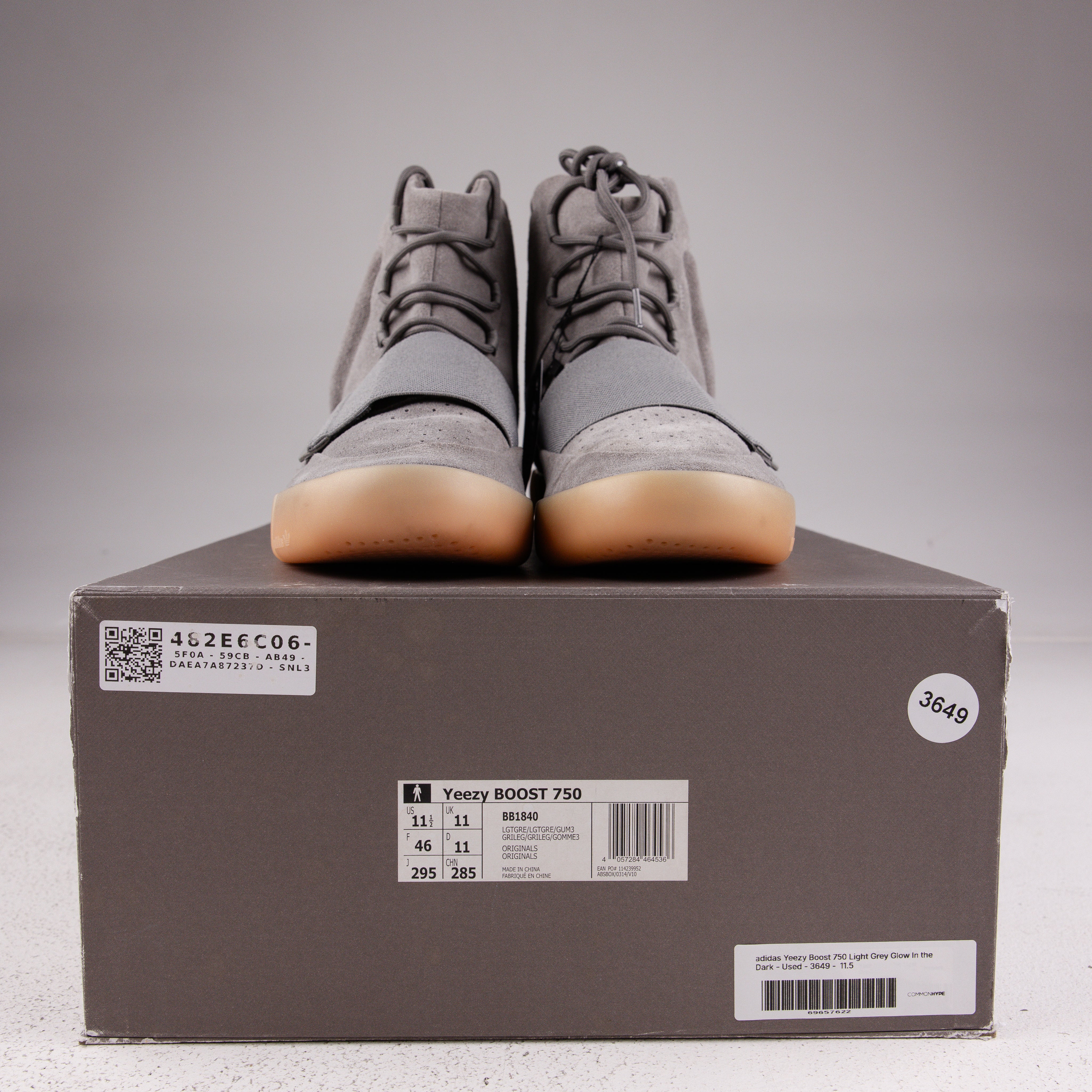 adidas gazelle silver green womens YEEZY Boost 750 (Gray/Light Brown) – THE-ECHELON main image 0
