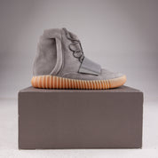 adidas Yeezy Boost 750 Light Grey Glow In the Dark - Used - 3649