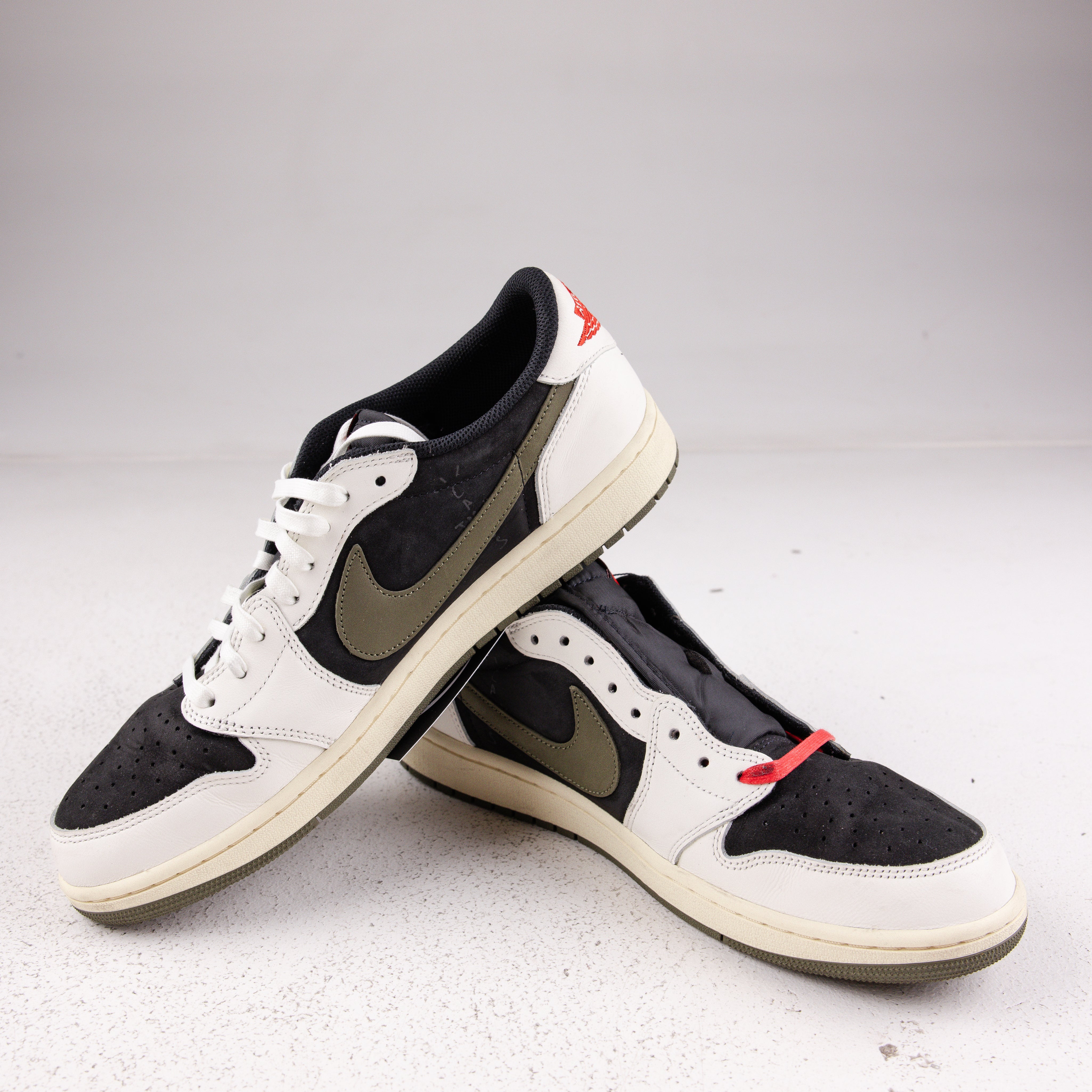 Jordan 1 Retro Low OG SP Travis Scott Olive (Women's) - Used - 1645
