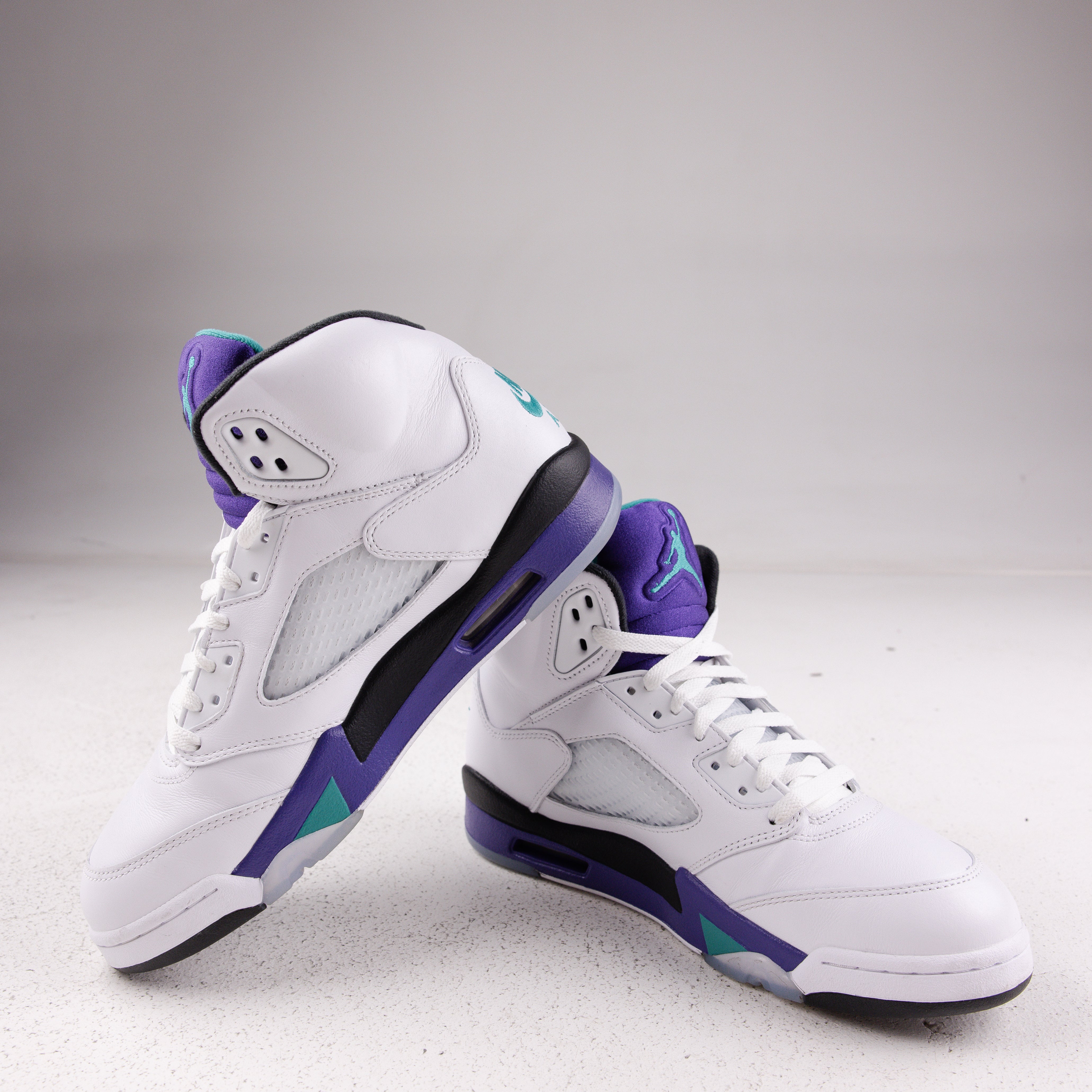 Jordan 5 Retro Grape (2025) - Used - 1659