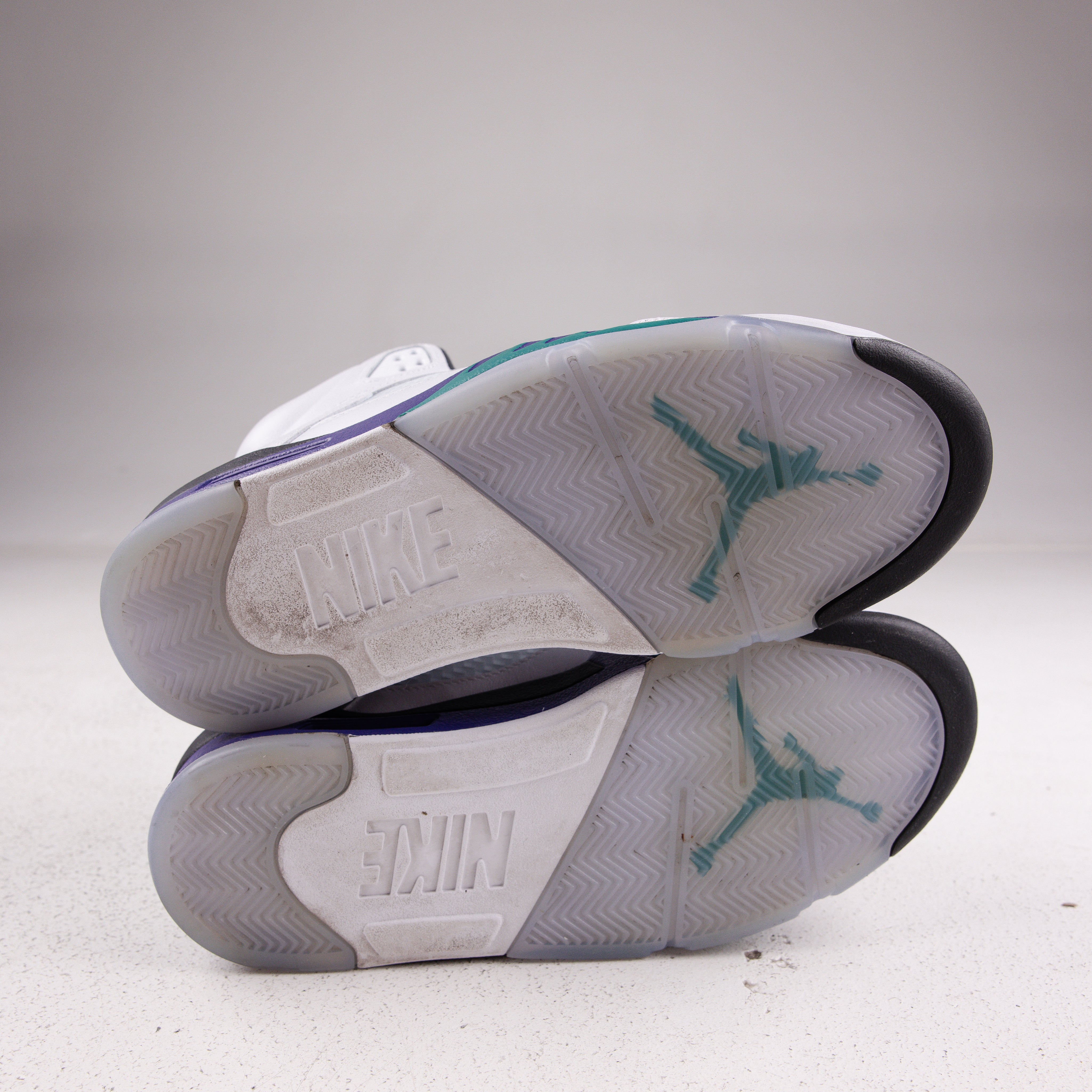 Jordan 5 Retro Grape (2025) - Used - 1659