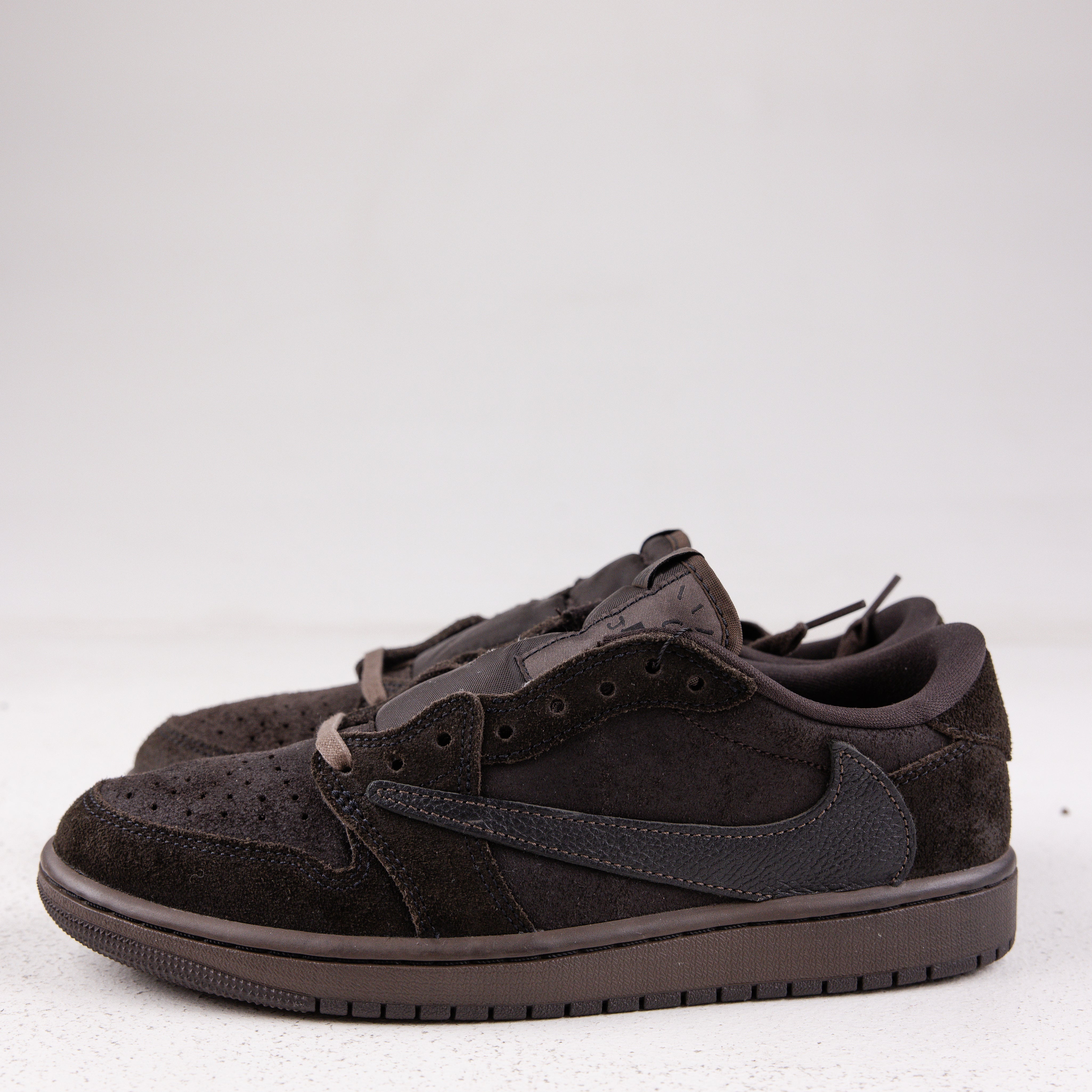 Jordan 1 Retro Low OG SP Travis Scott Velvet Brown - Used - 1682