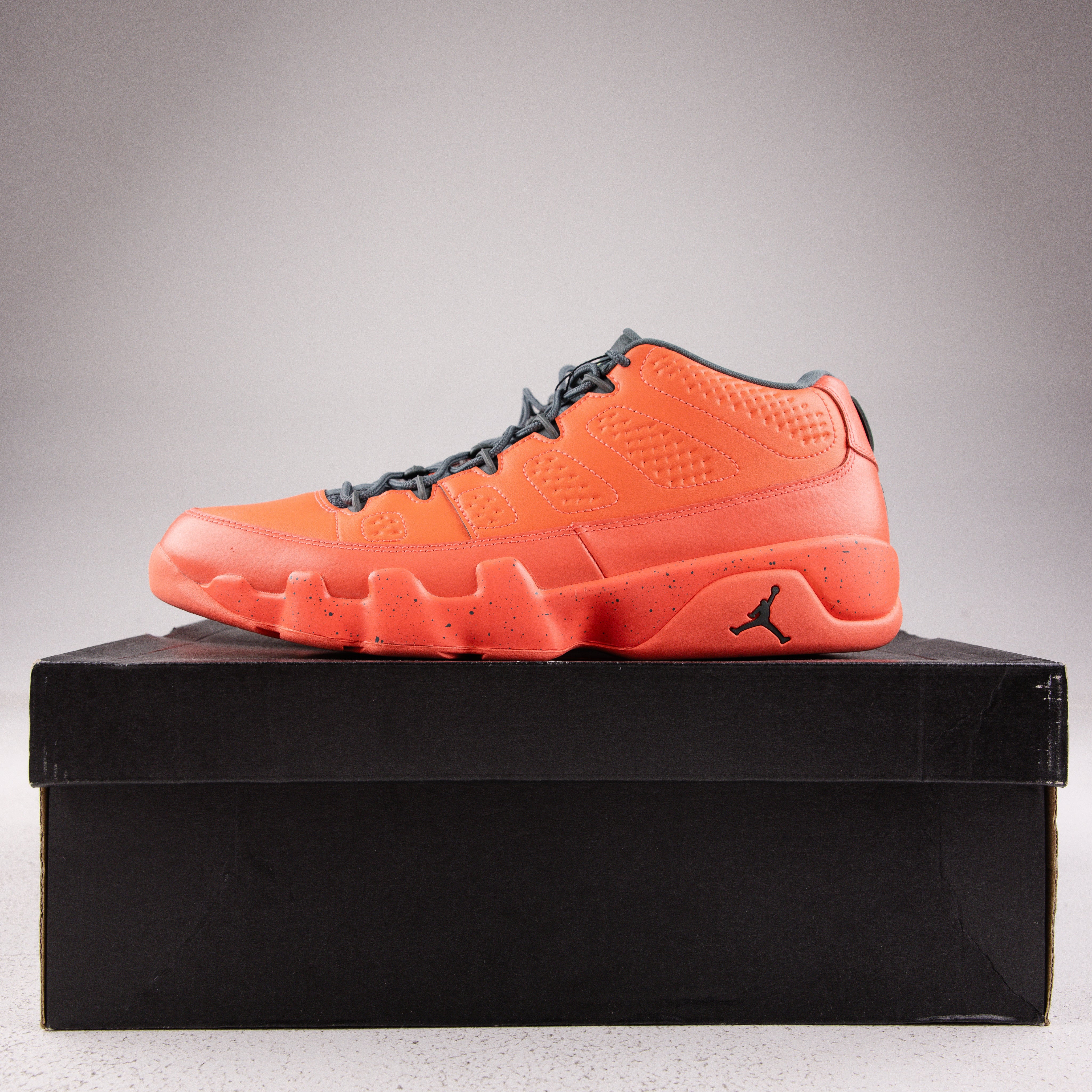 Jordan 9 Retro Low Bright Mango - Used - 4321