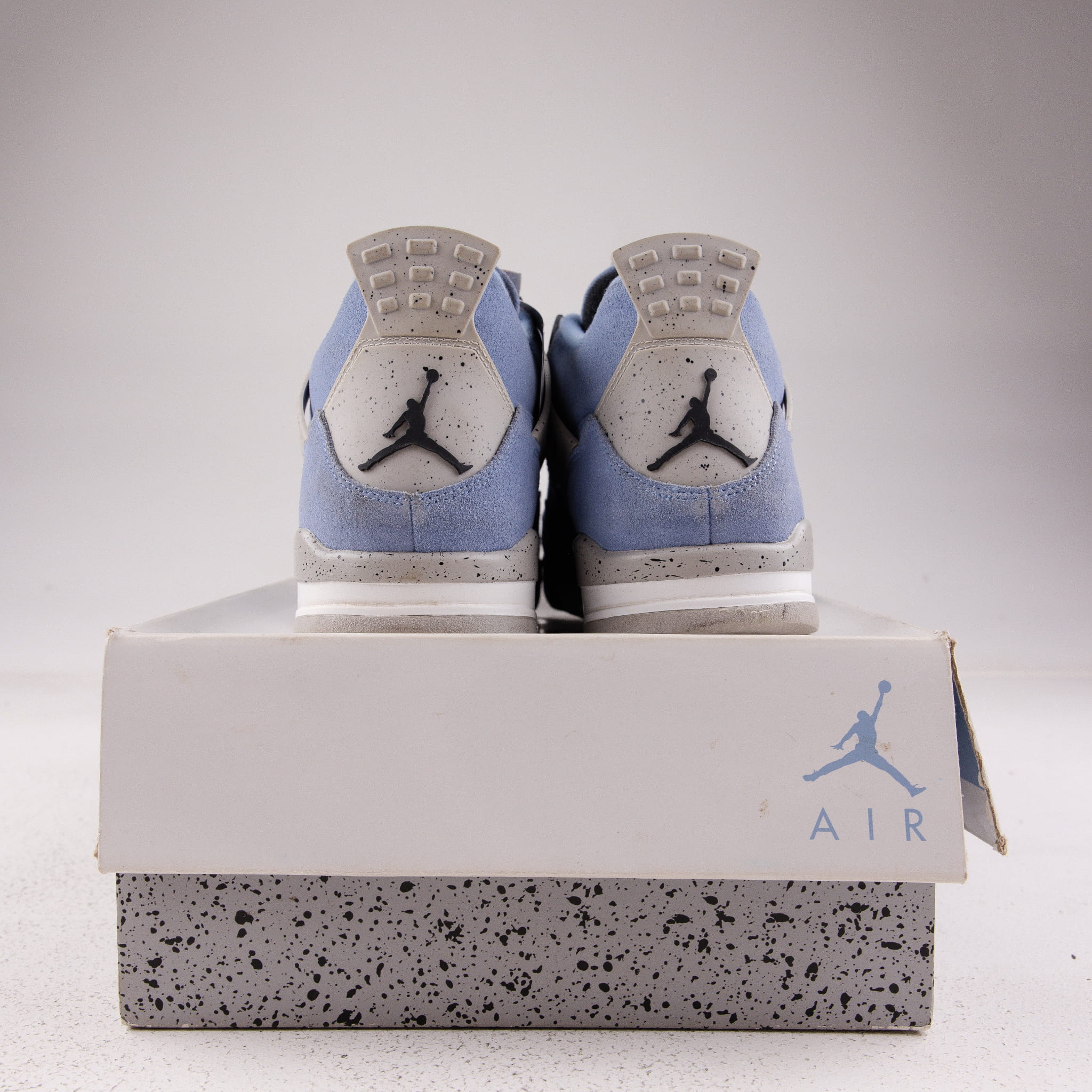 Jordan 4 Retro University Blue - Used - 3670