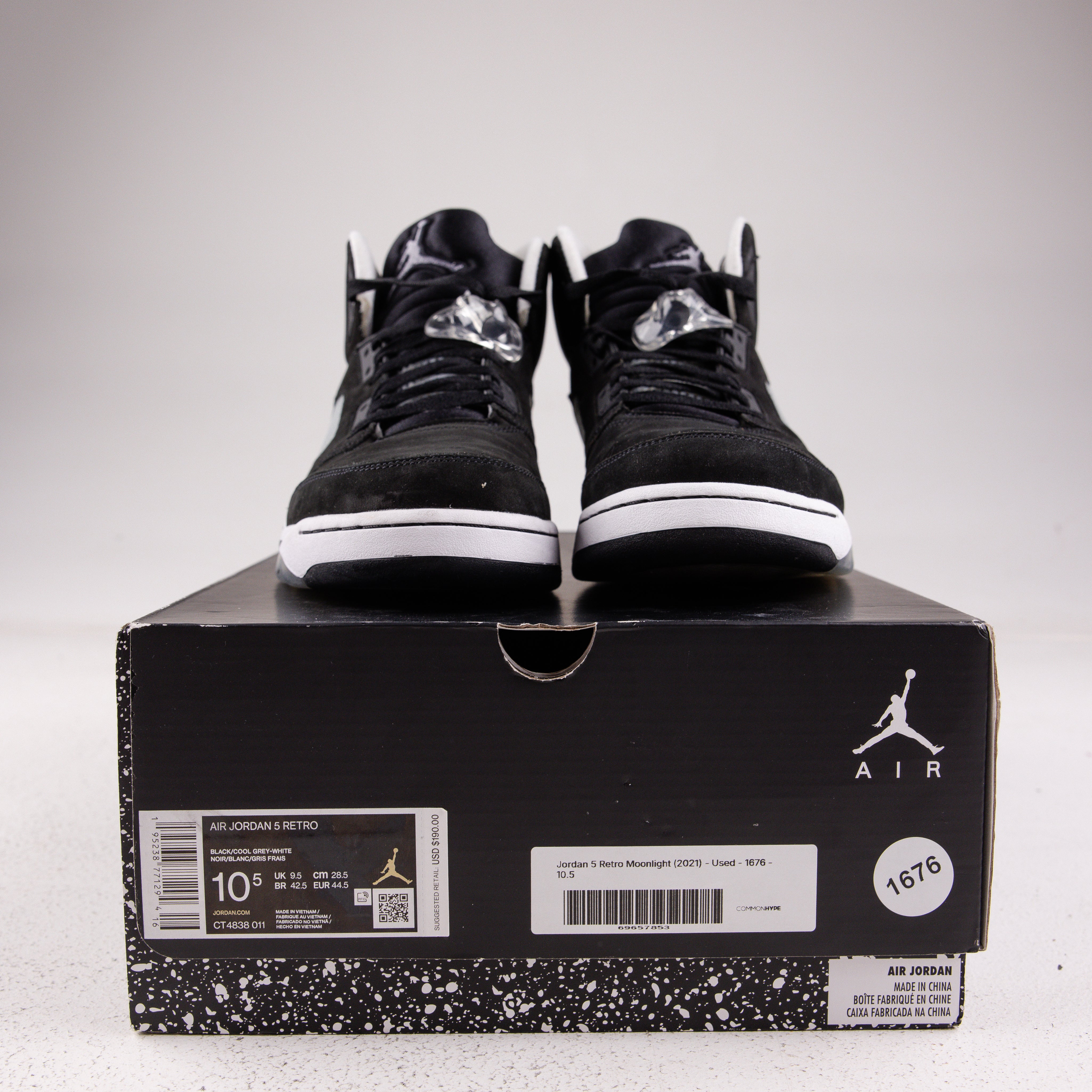 Jordan 5 Retro Moonlight (2021) - Used - 1676