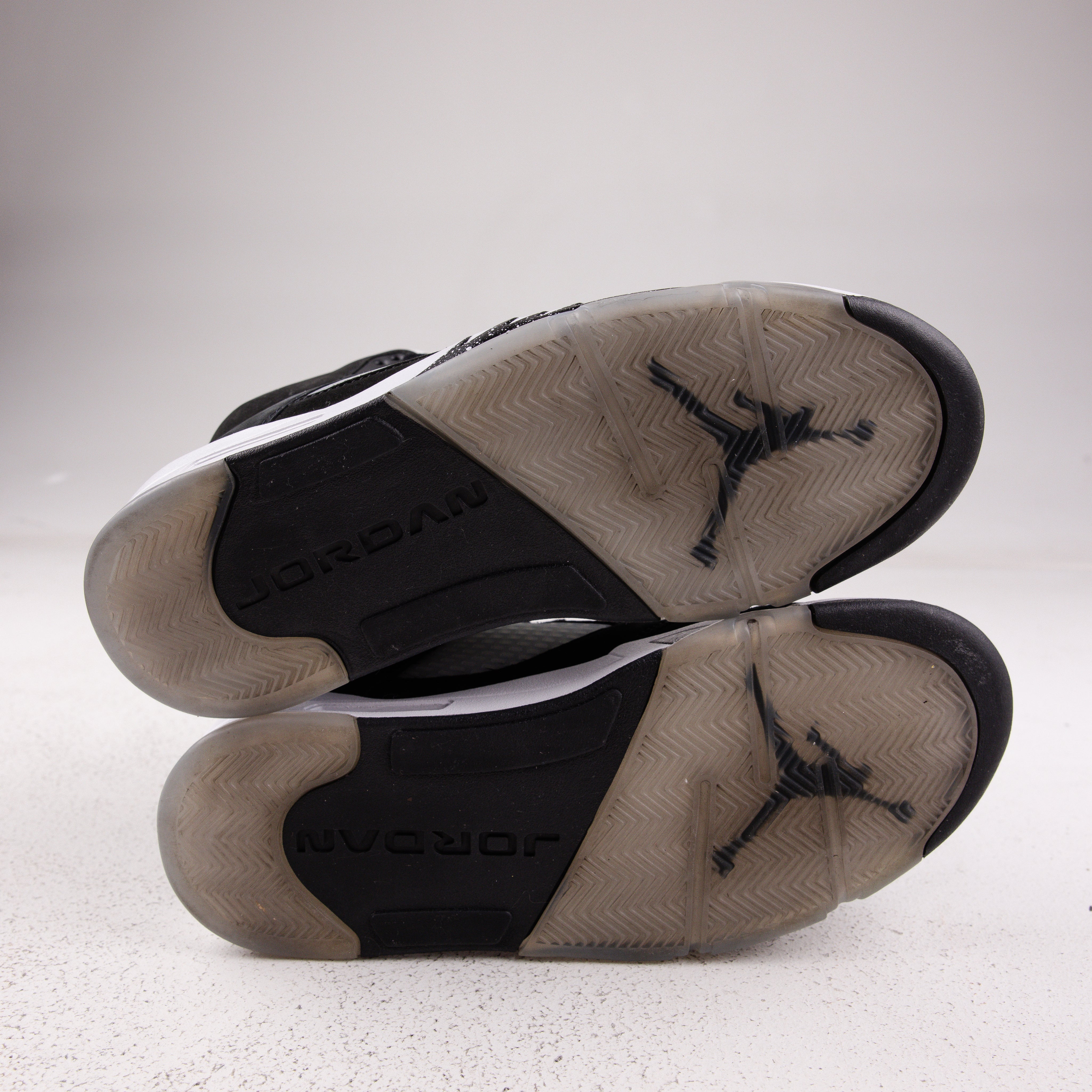 Jordan 5 Retro Moonlight (2021) - Used - 1676