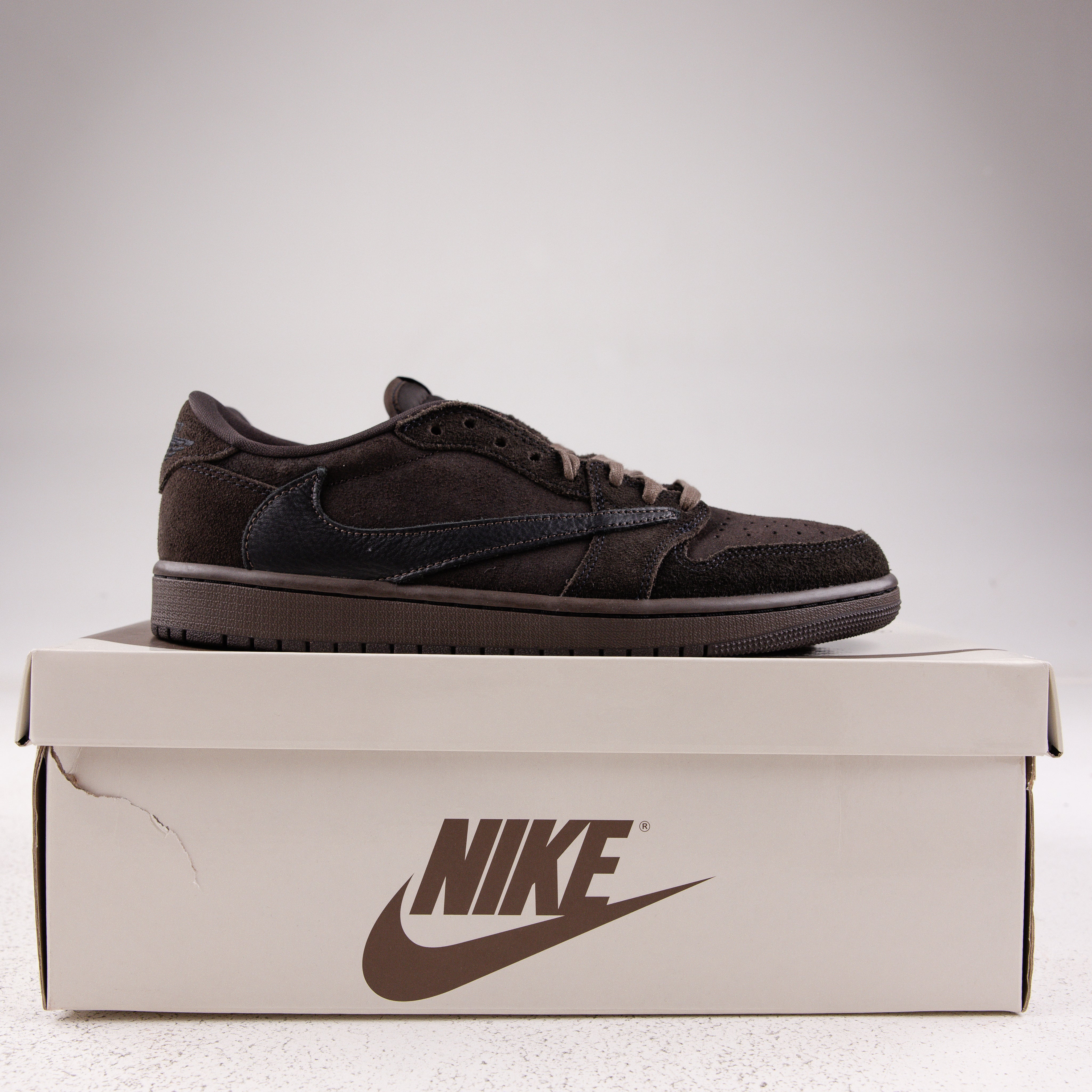 Jordan 1 Retro Low OG SP Travis Scott Velvet Brown - Used - 1705