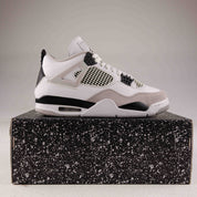 Jordan 4 Retro Military Black - Used - 4091